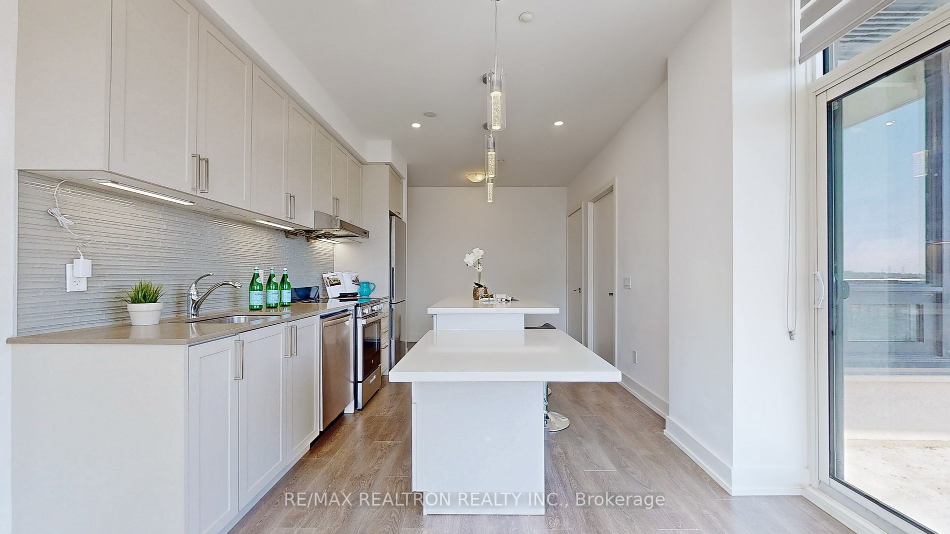 278 Buchanan Drive, #720E