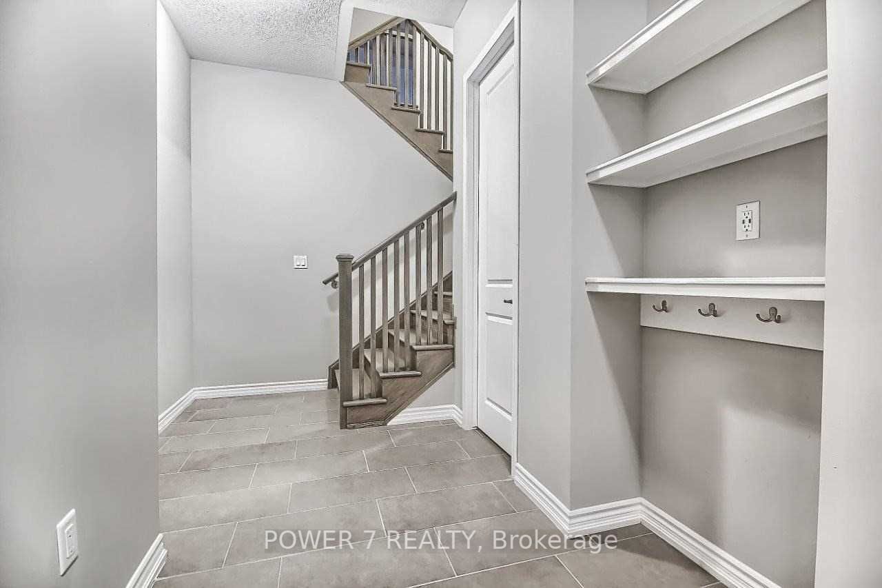 277 Kleinburg Summit Way