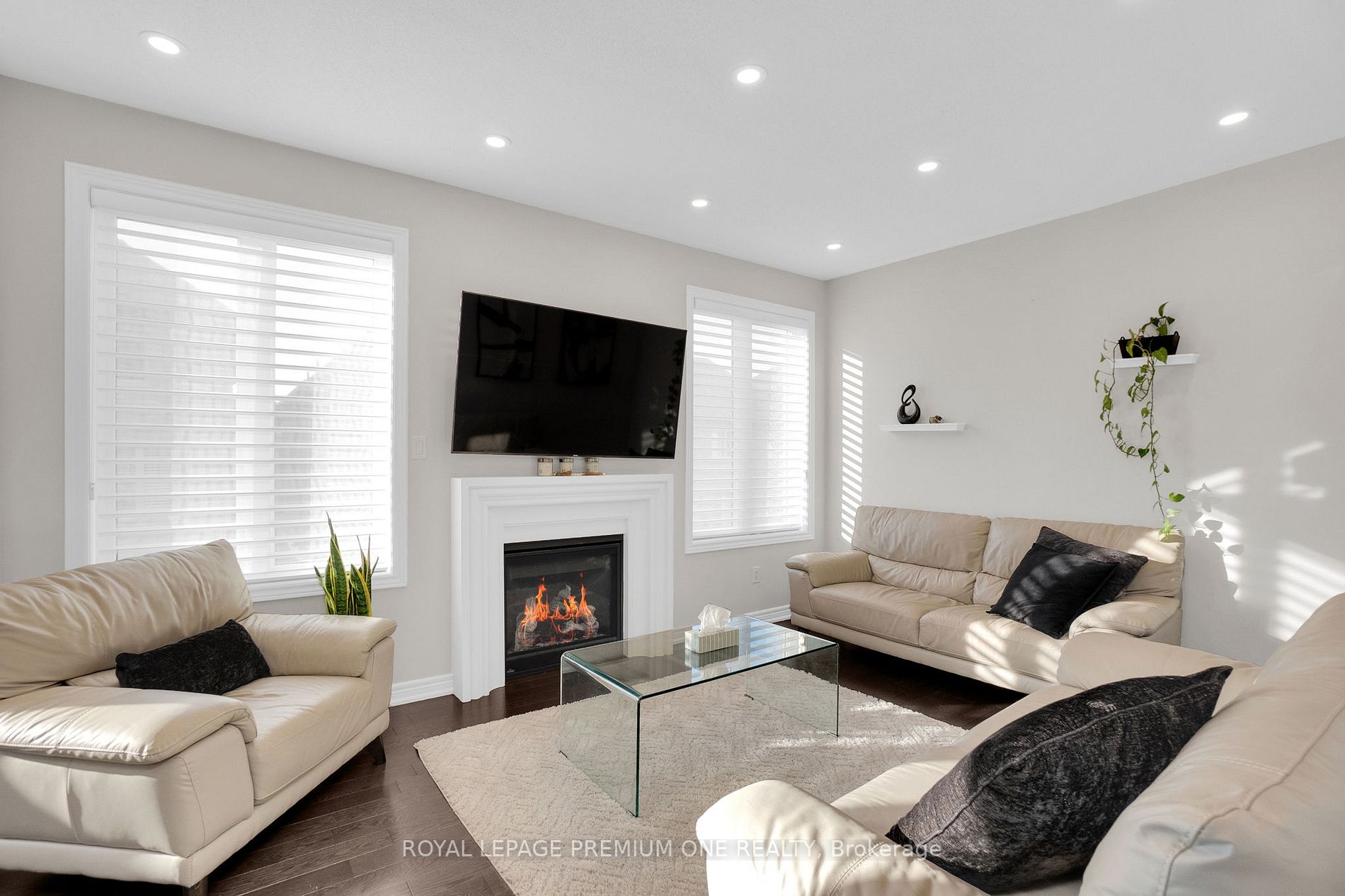 636 Clifford Perry Place