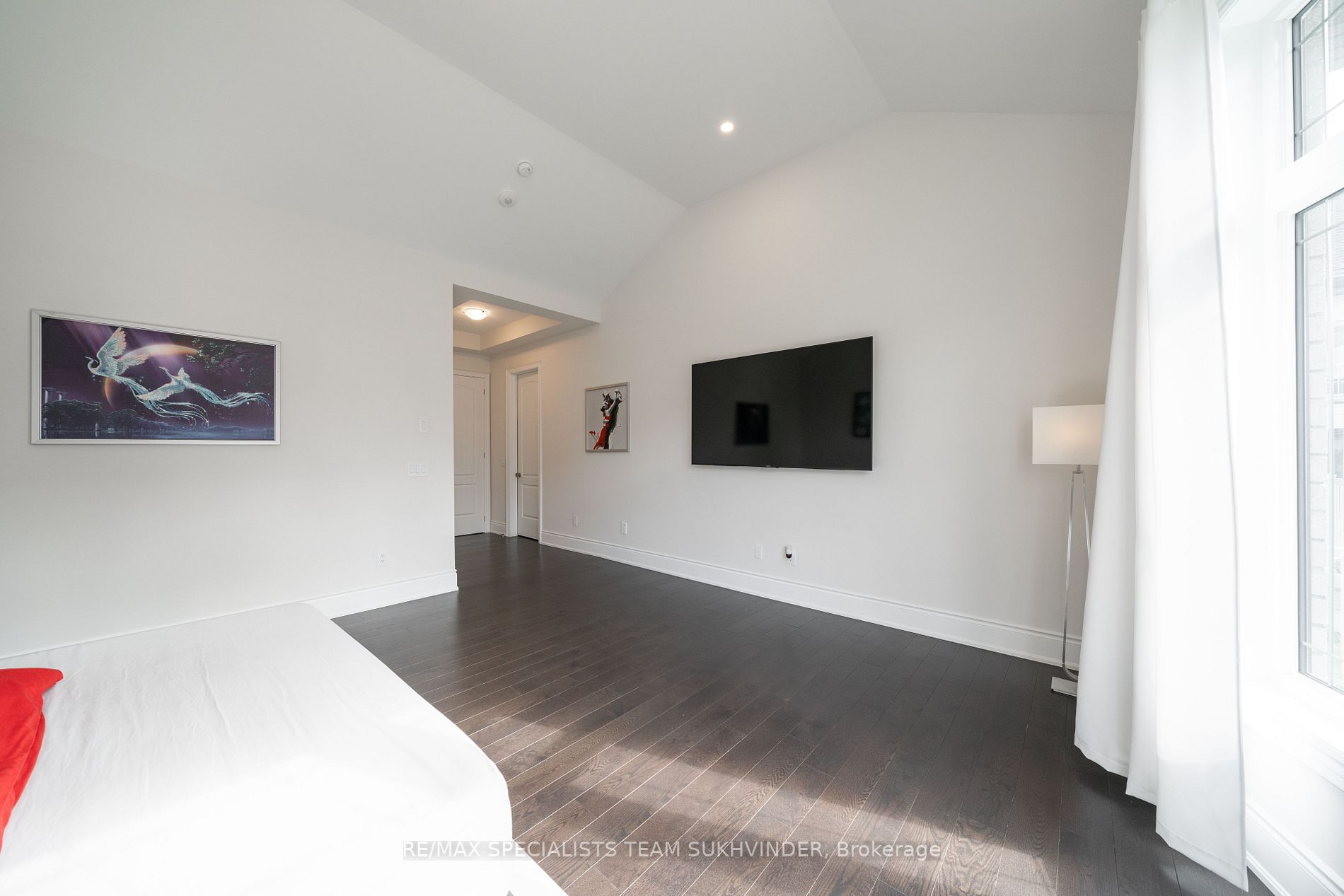 57 Appleyard Ave