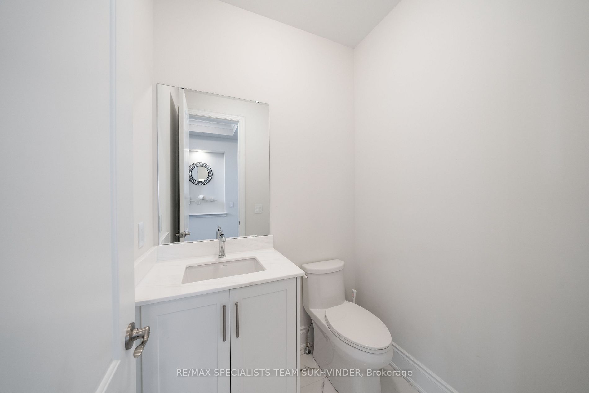 57 Appleyard Ave