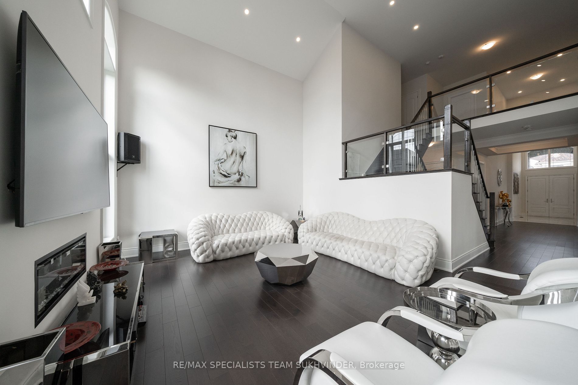 57 Appleyard Ave