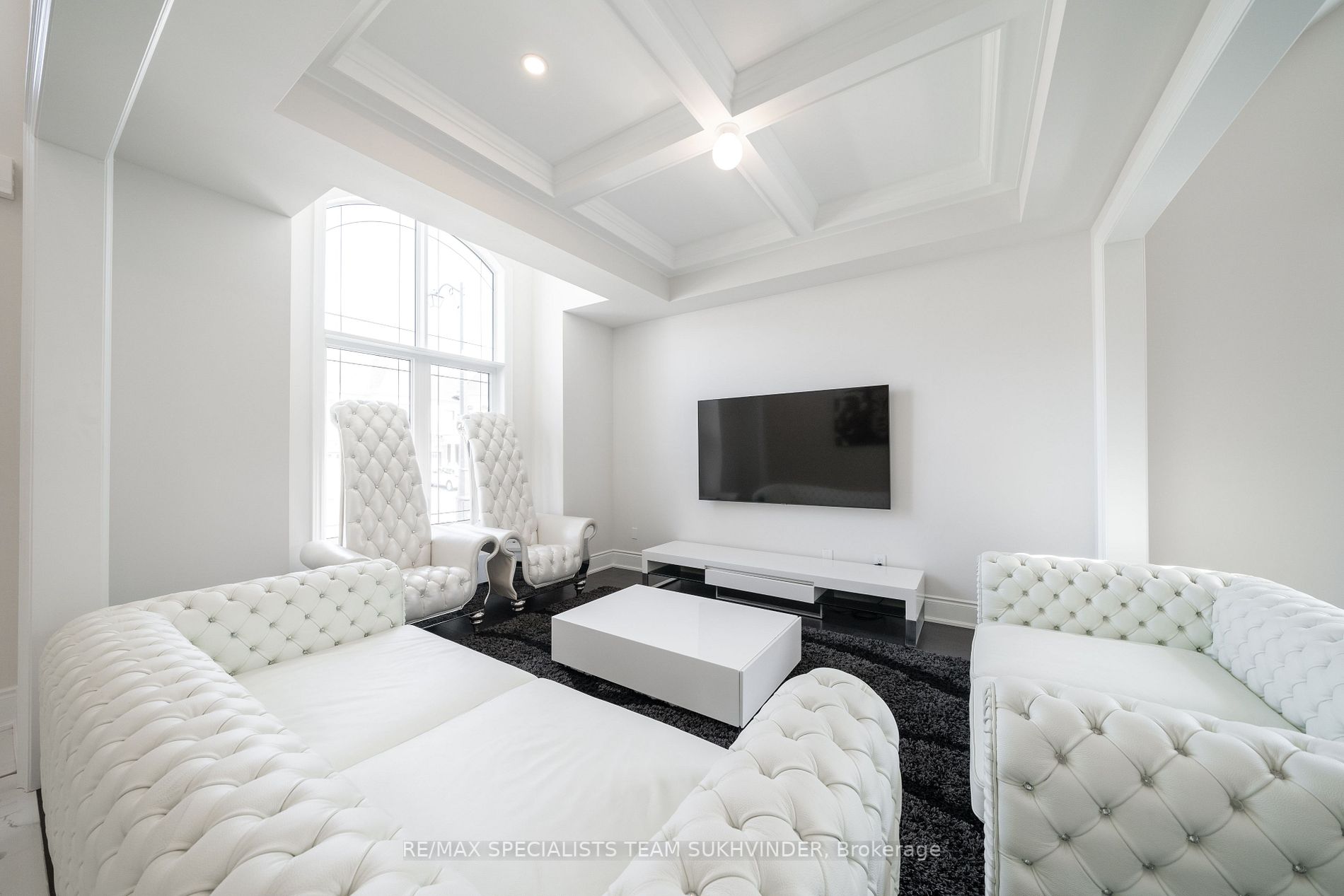 57 Appleyard Ave