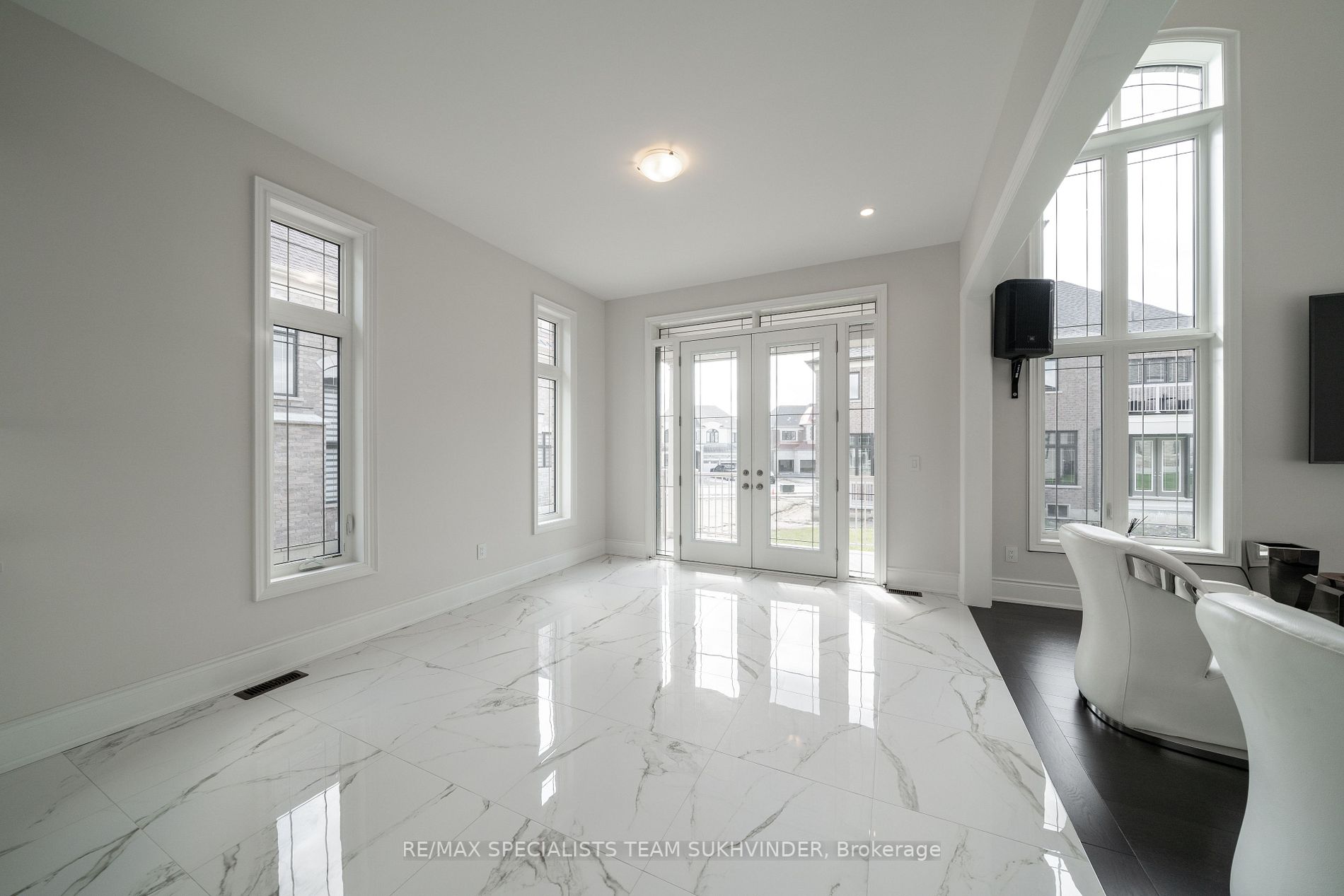 57 Appleyard Ave