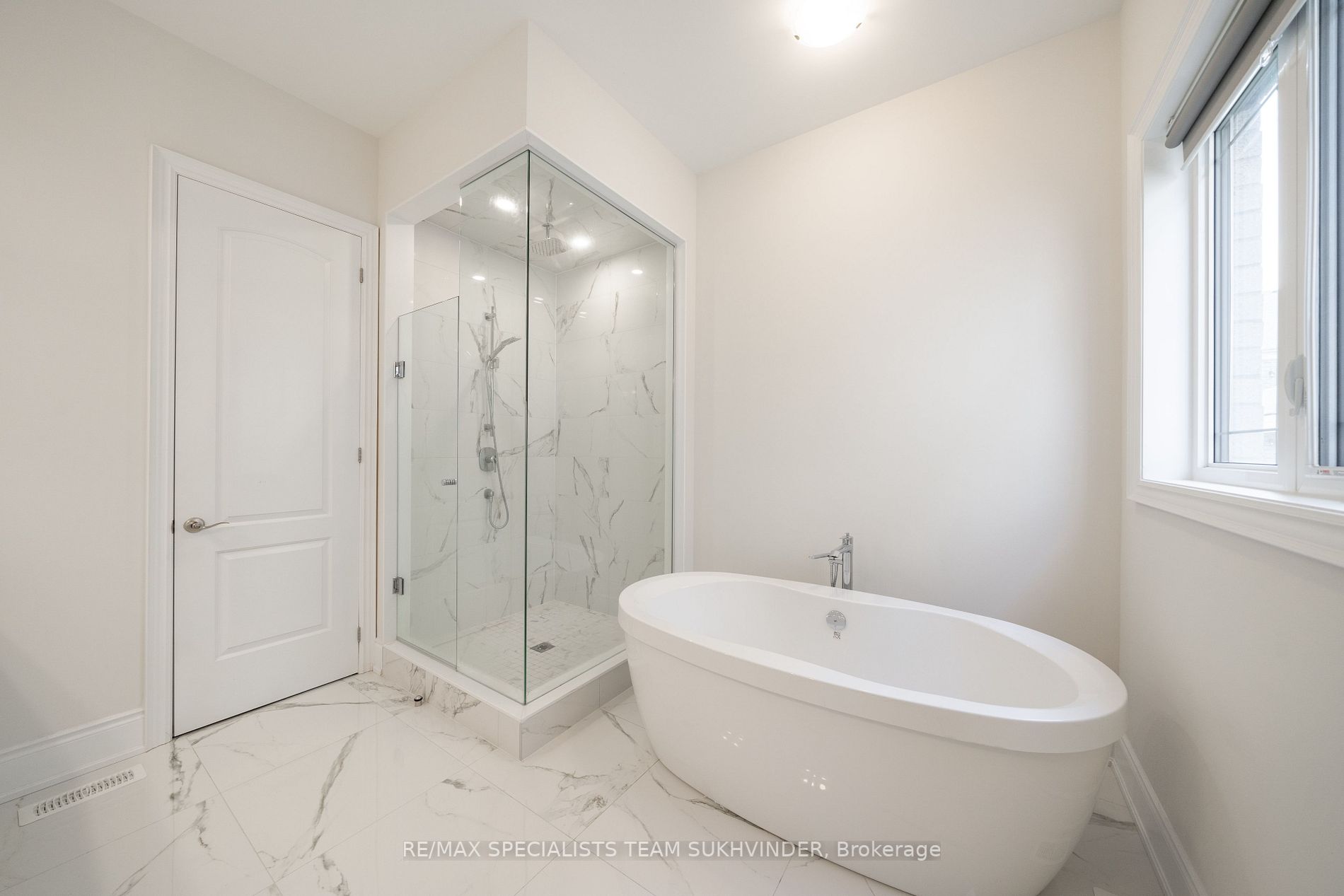 57 Appleyard Ave