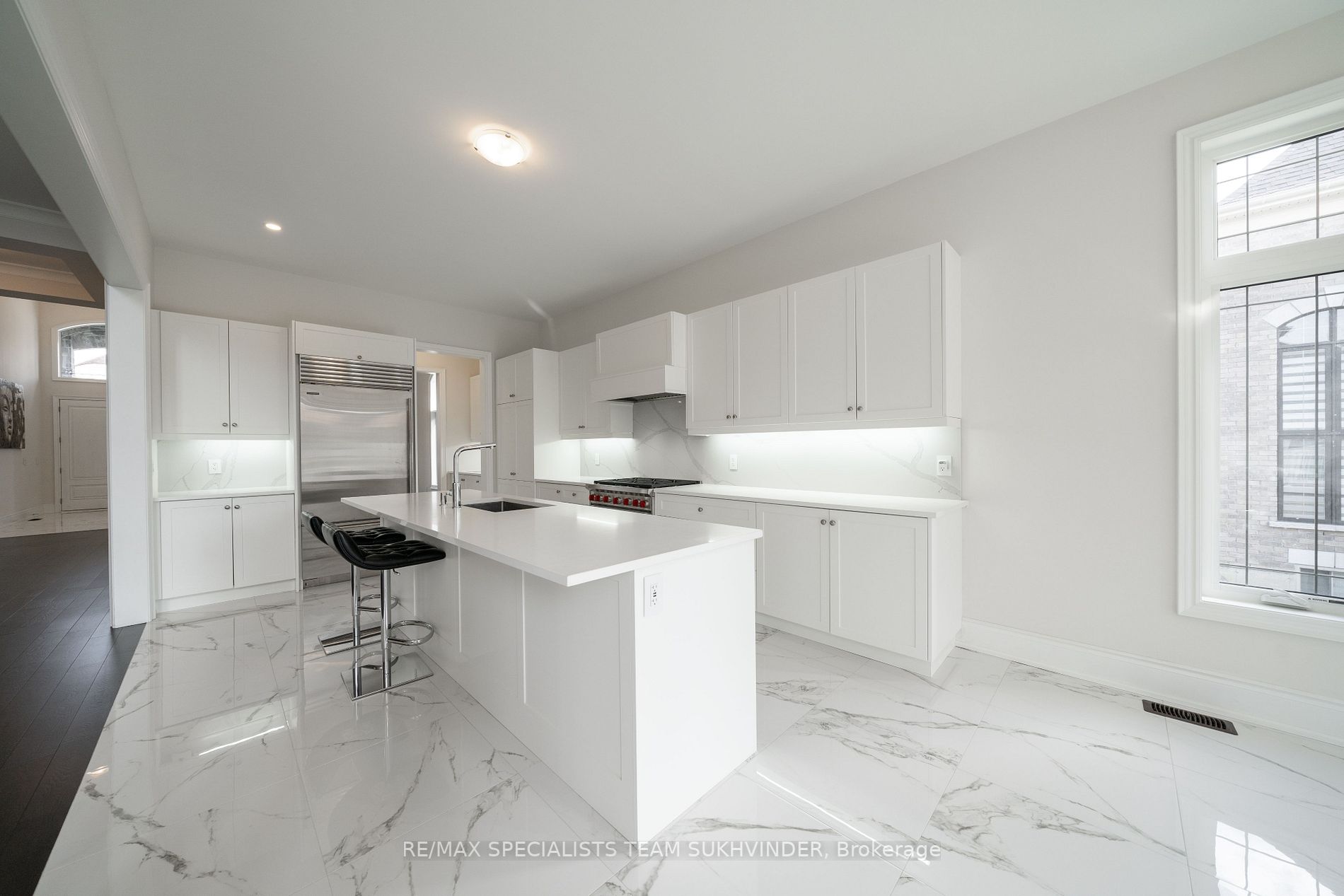 57 Appleyard Ave