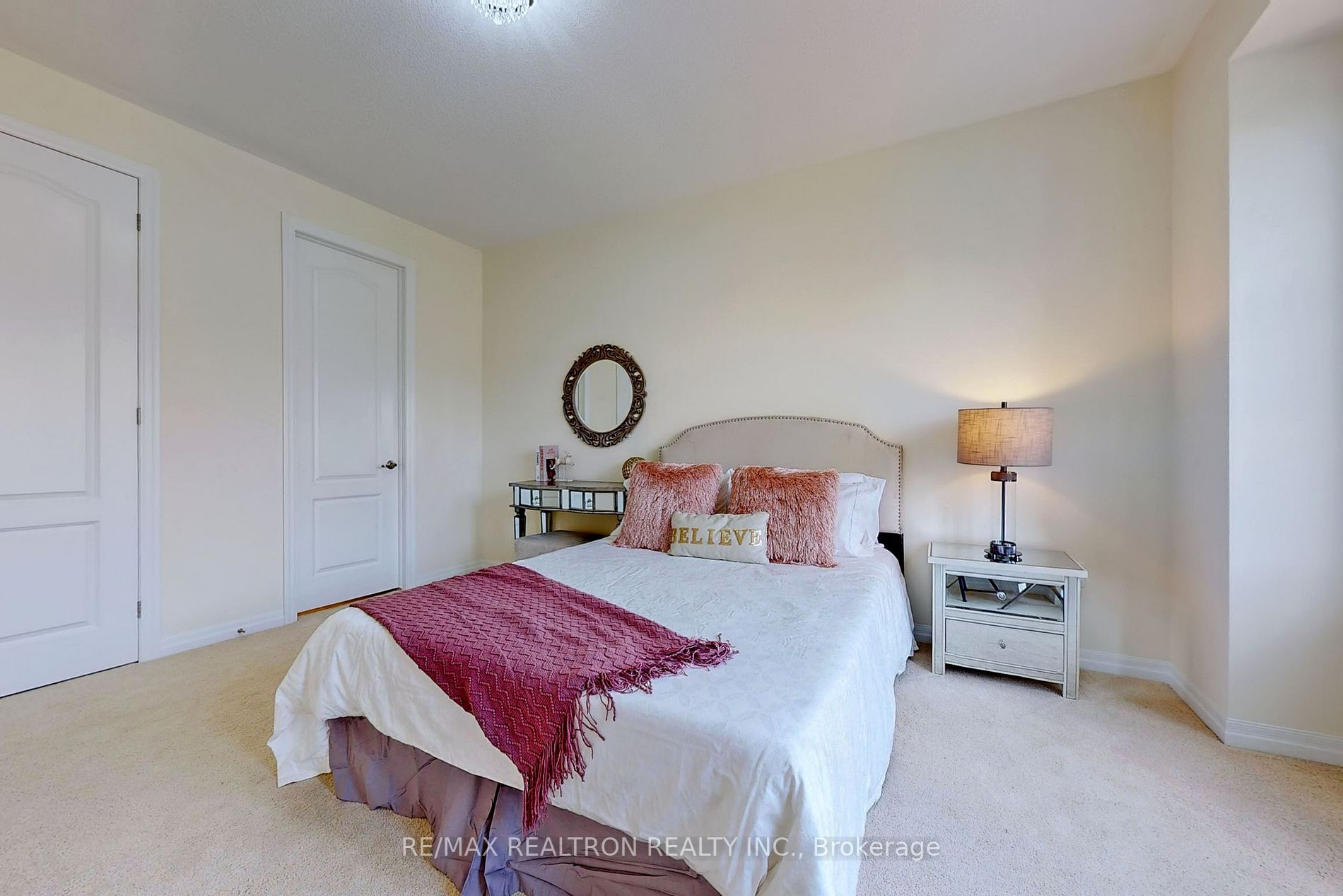 10 Grace Lake Crt