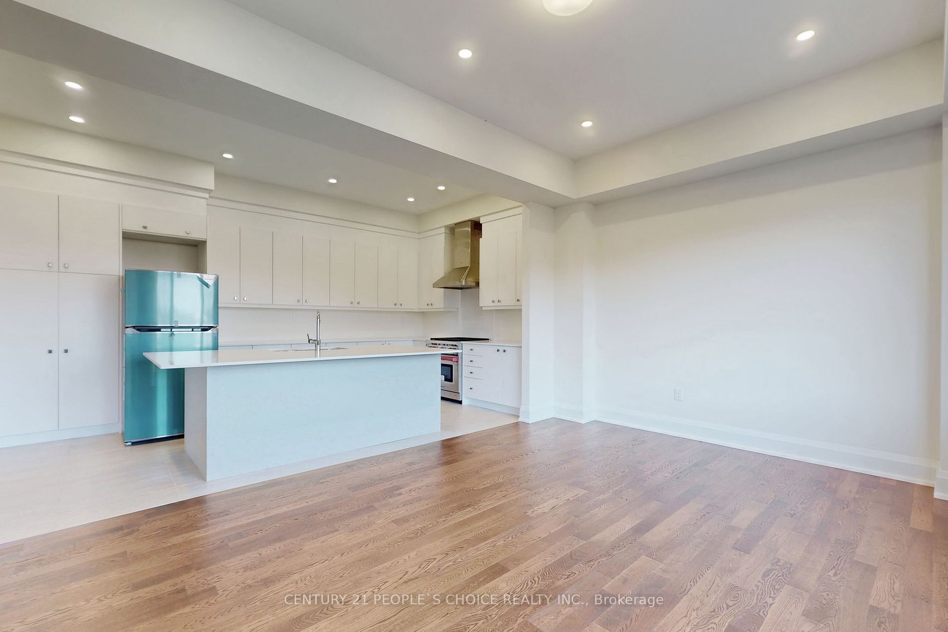 582 Kleinburg Summit Way, #Upper