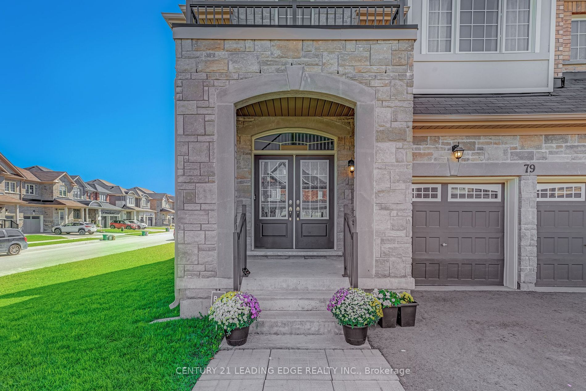 79 Robb Thompson Rd