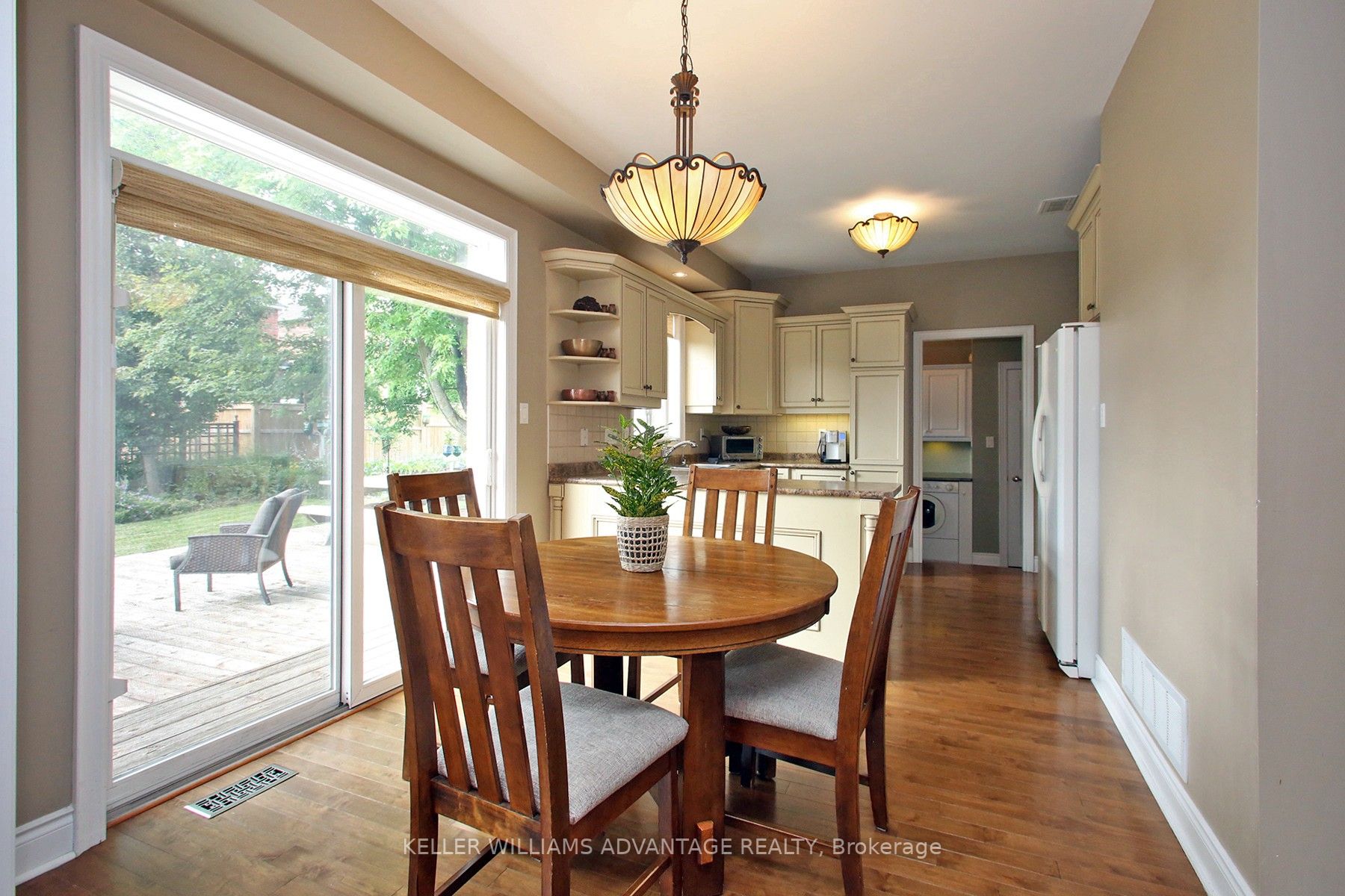 17 Apple Tree Cres