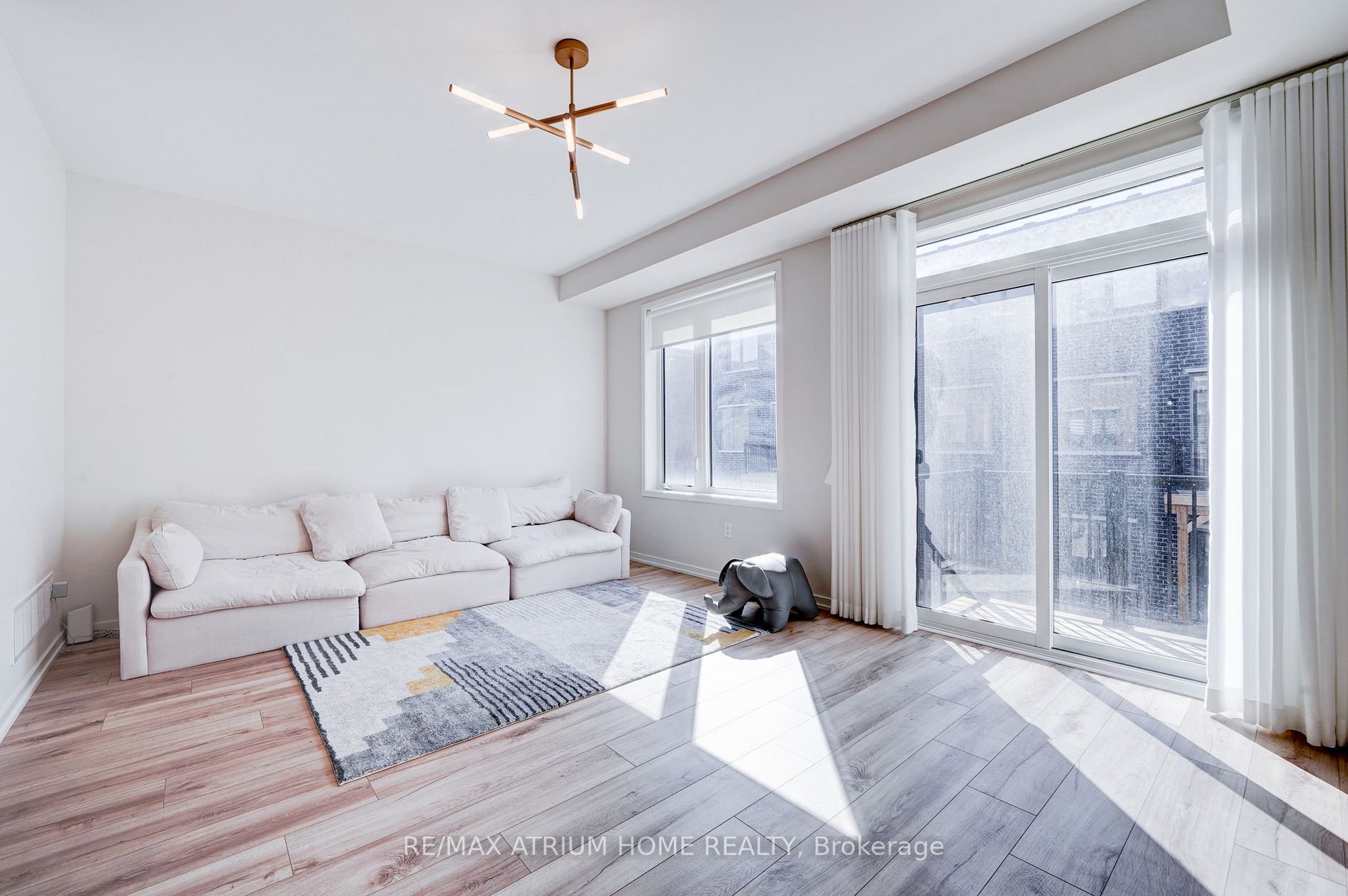 33 Aberfoyle St