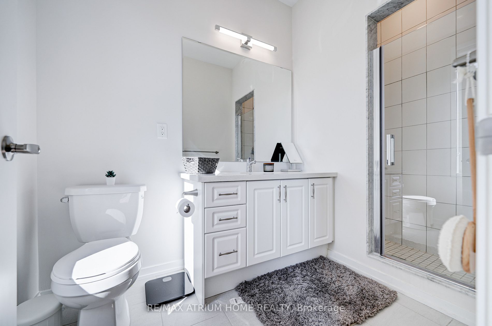 33 Aberfoyle St