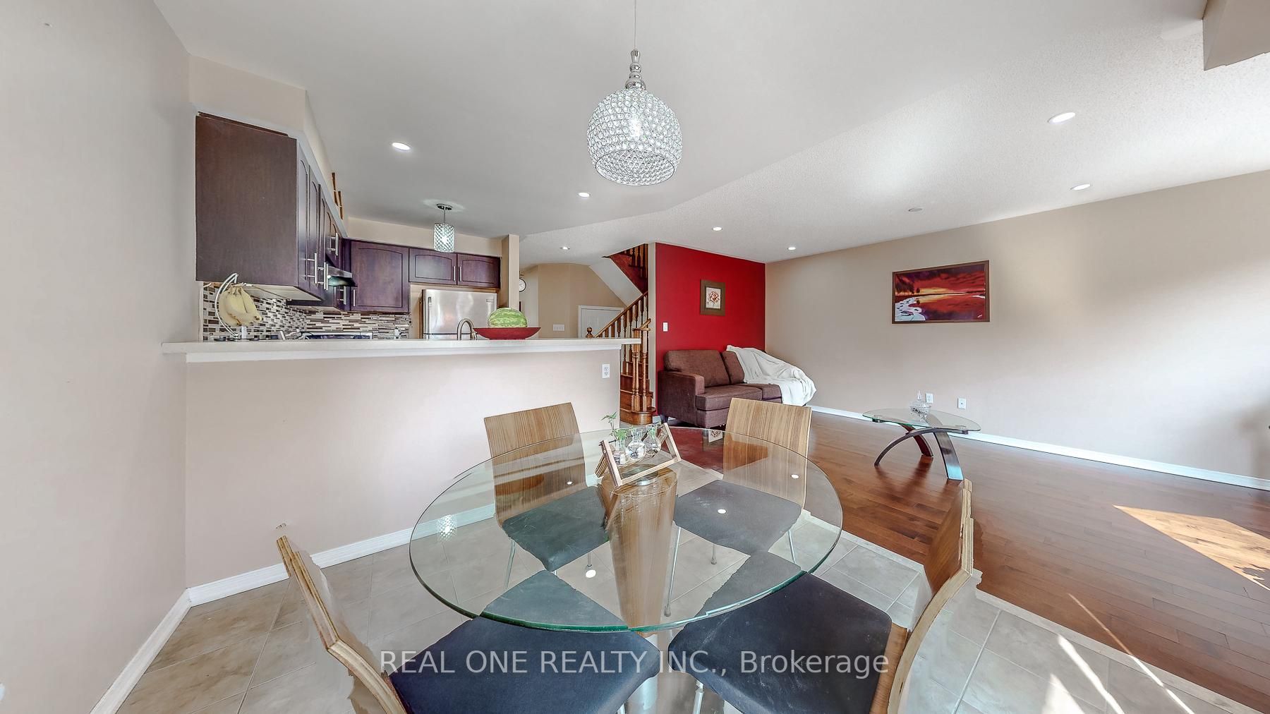 90 James Mccullough Rd