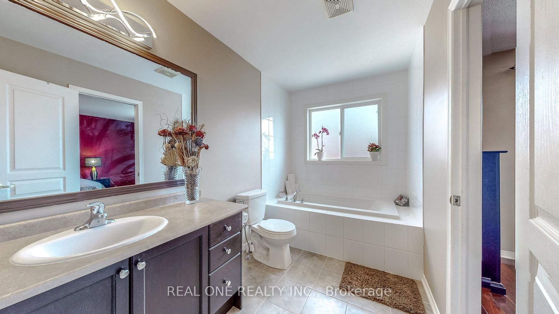 90 James Mccullough Rd