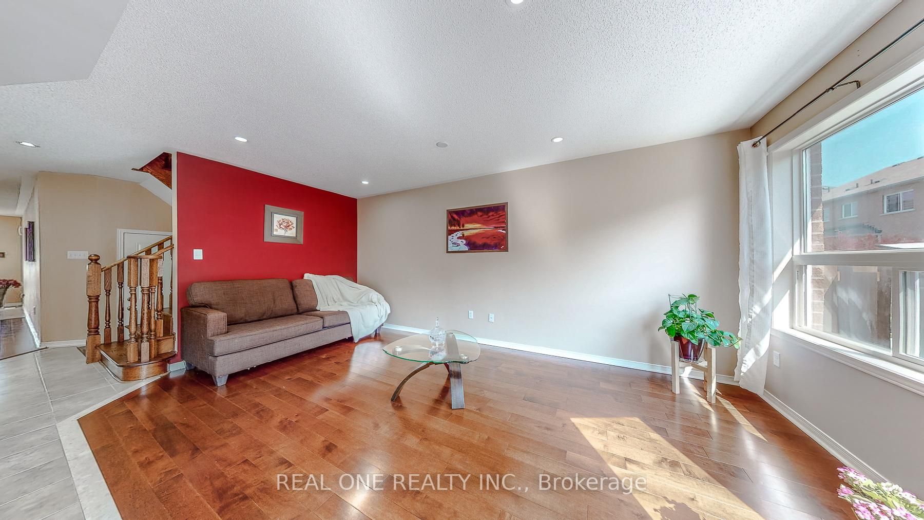 90 James Mccullough Rd