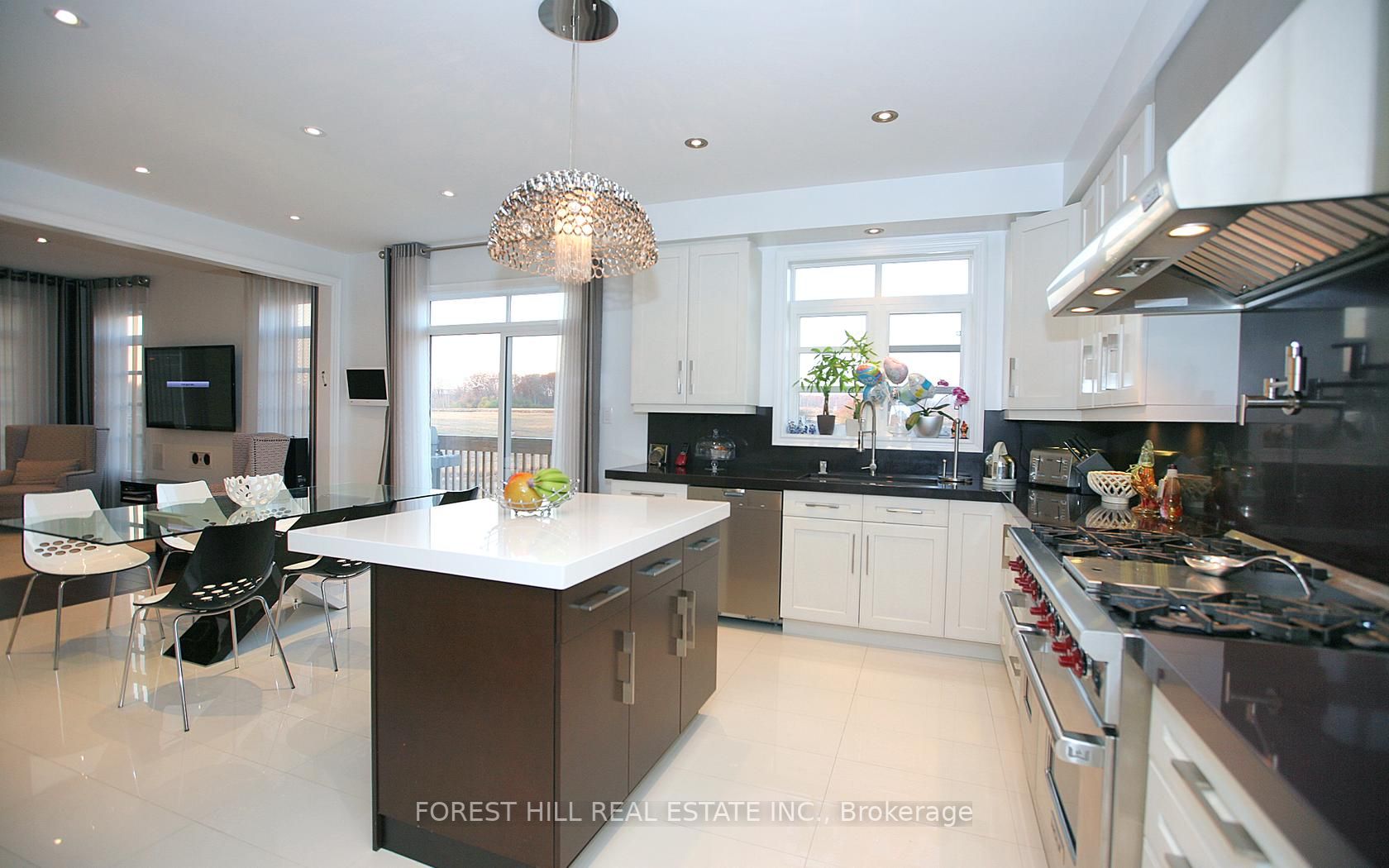 151 Wallenberg Dr