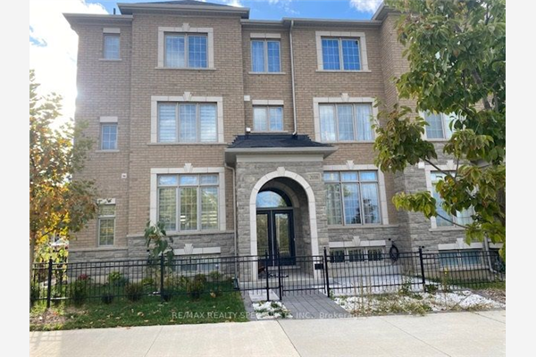 2014 Donald Cousens Pkwy, Markham