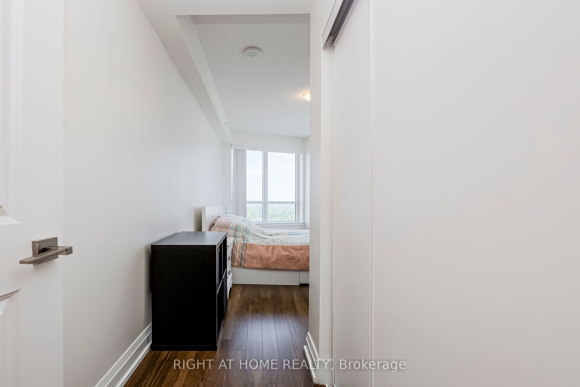 7171 Yonge St, #1207
