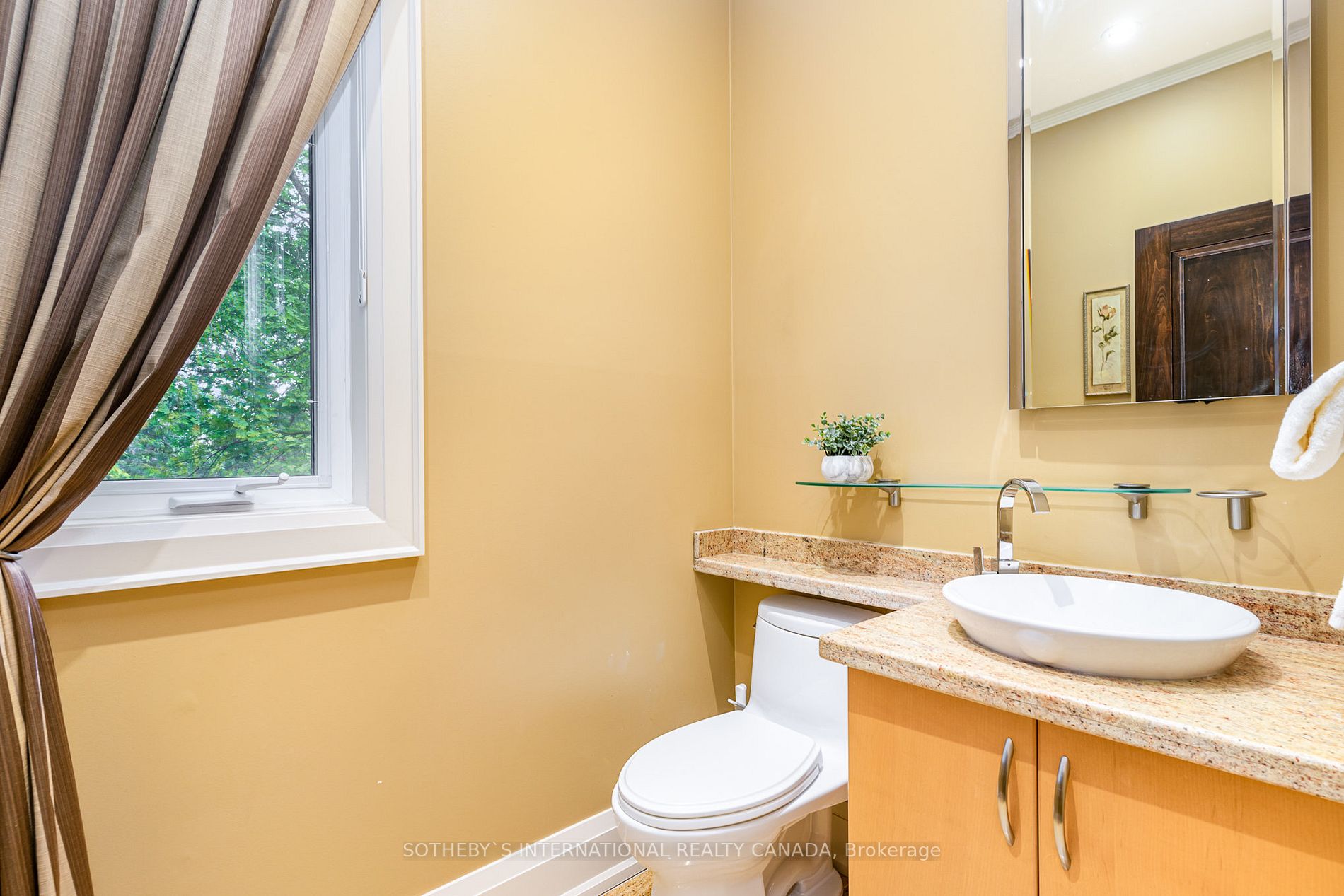 42 Prince Adam Crt