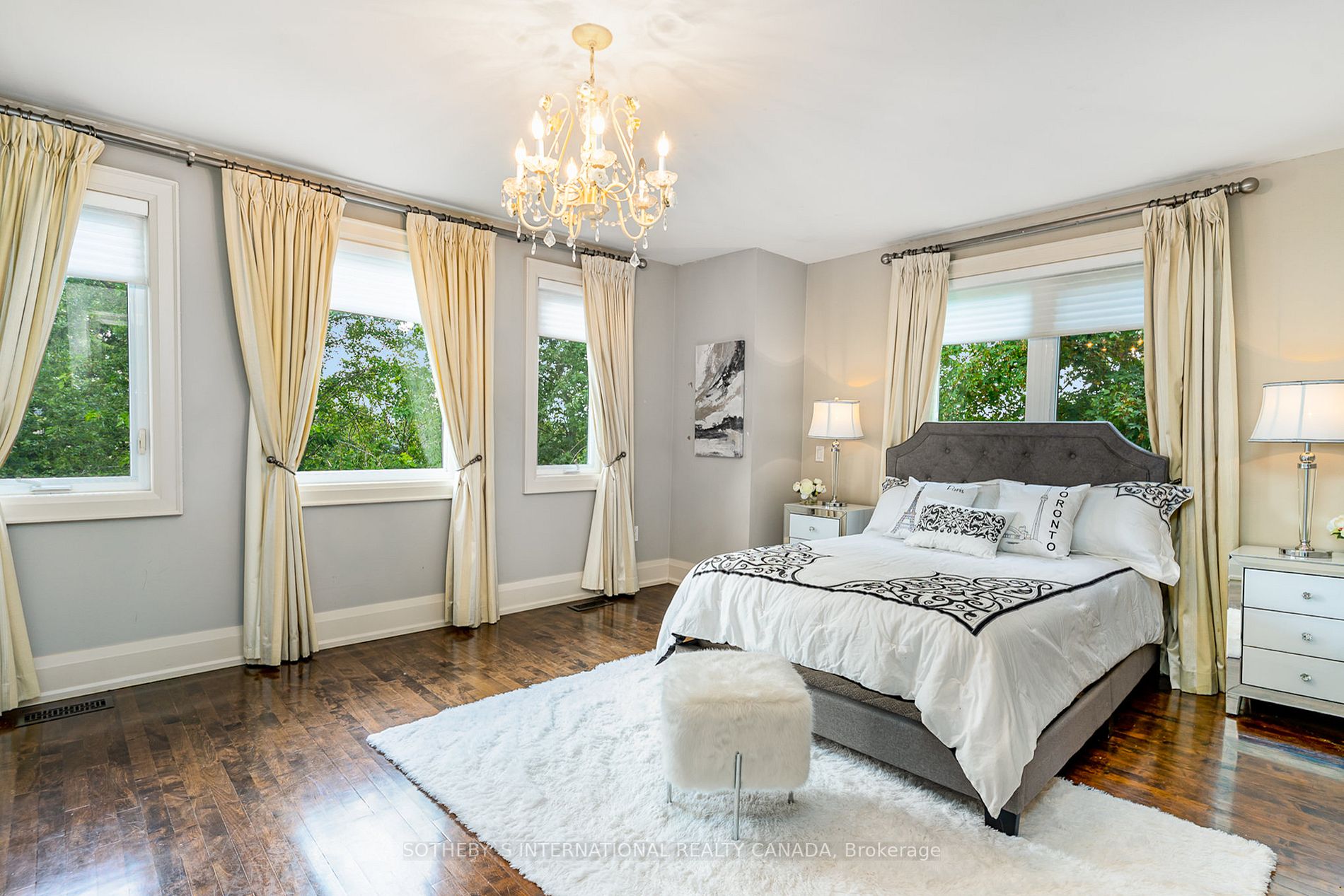 42 Prince Adam Crt