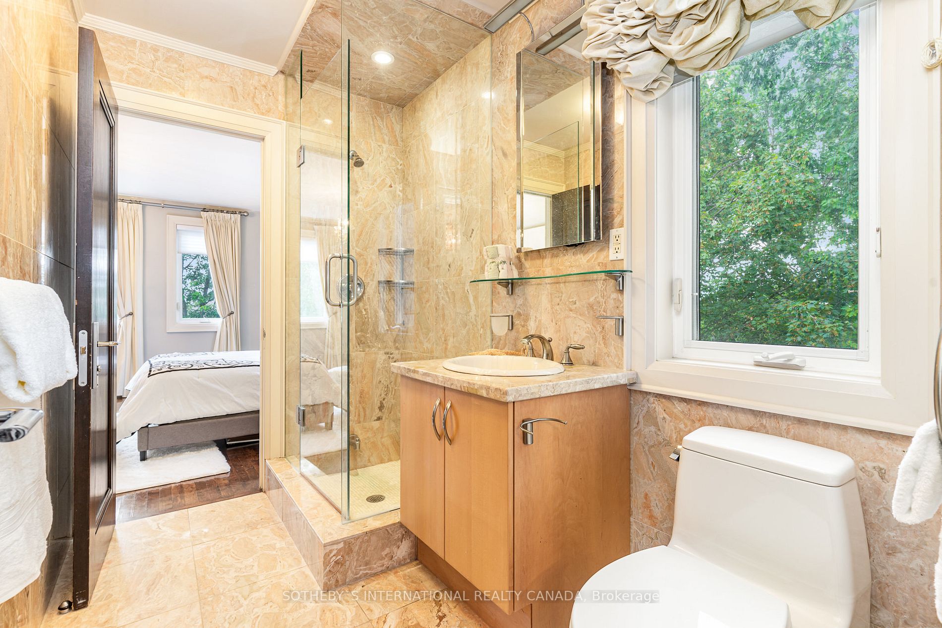 42 Prince Adam Crt