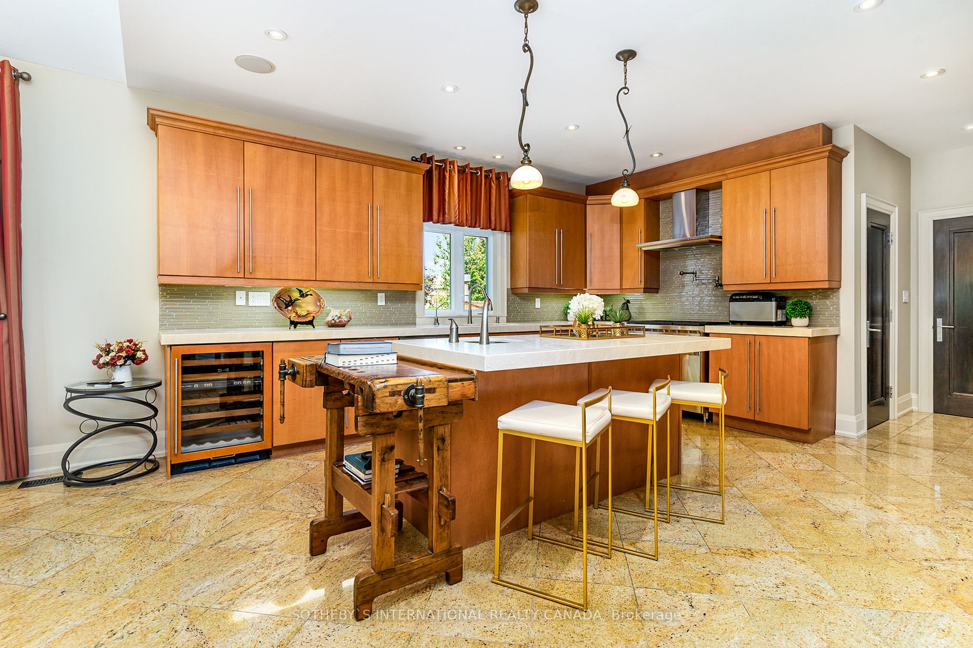 42 Prince Adam Crt