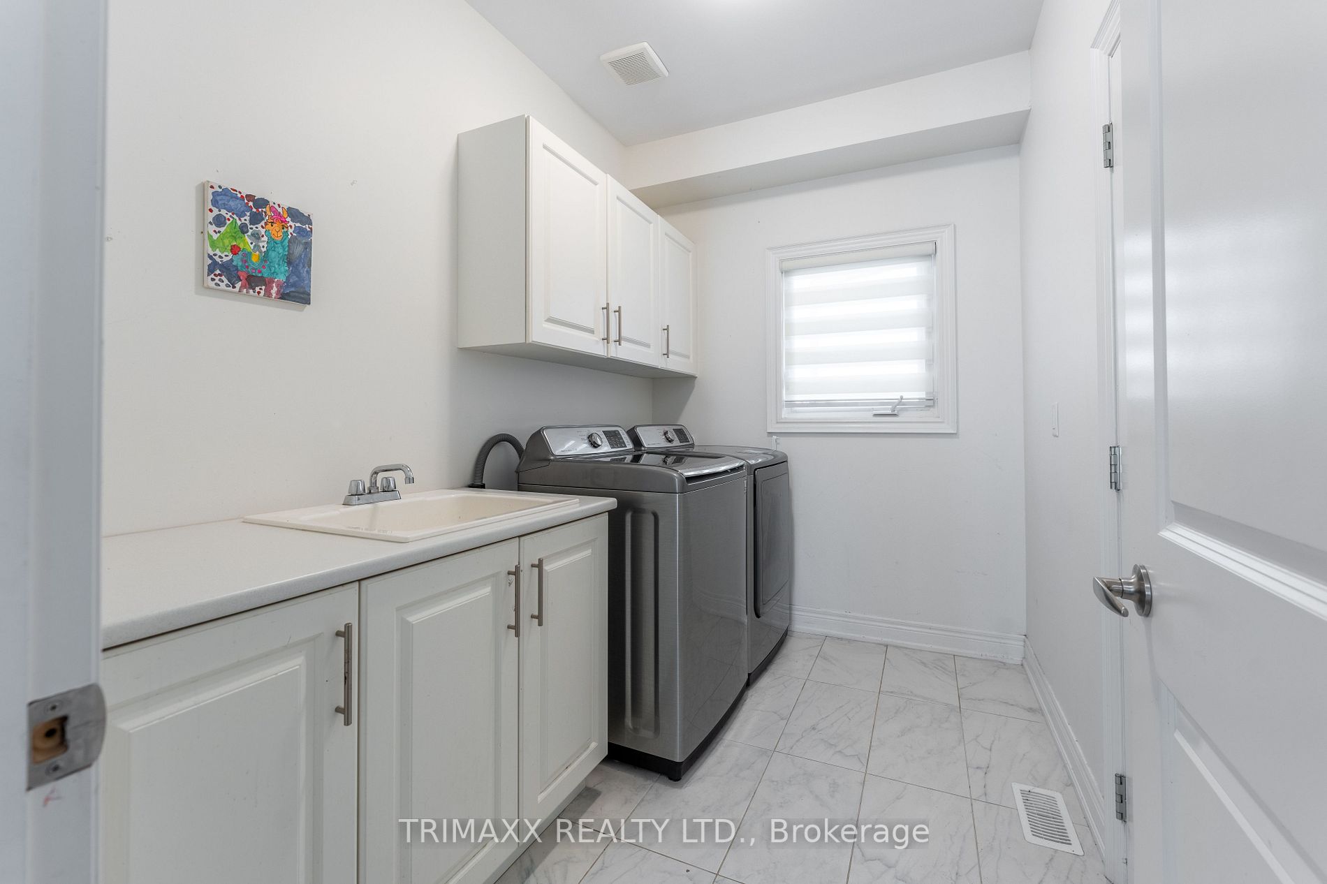 2 Downy Emerald Dr
