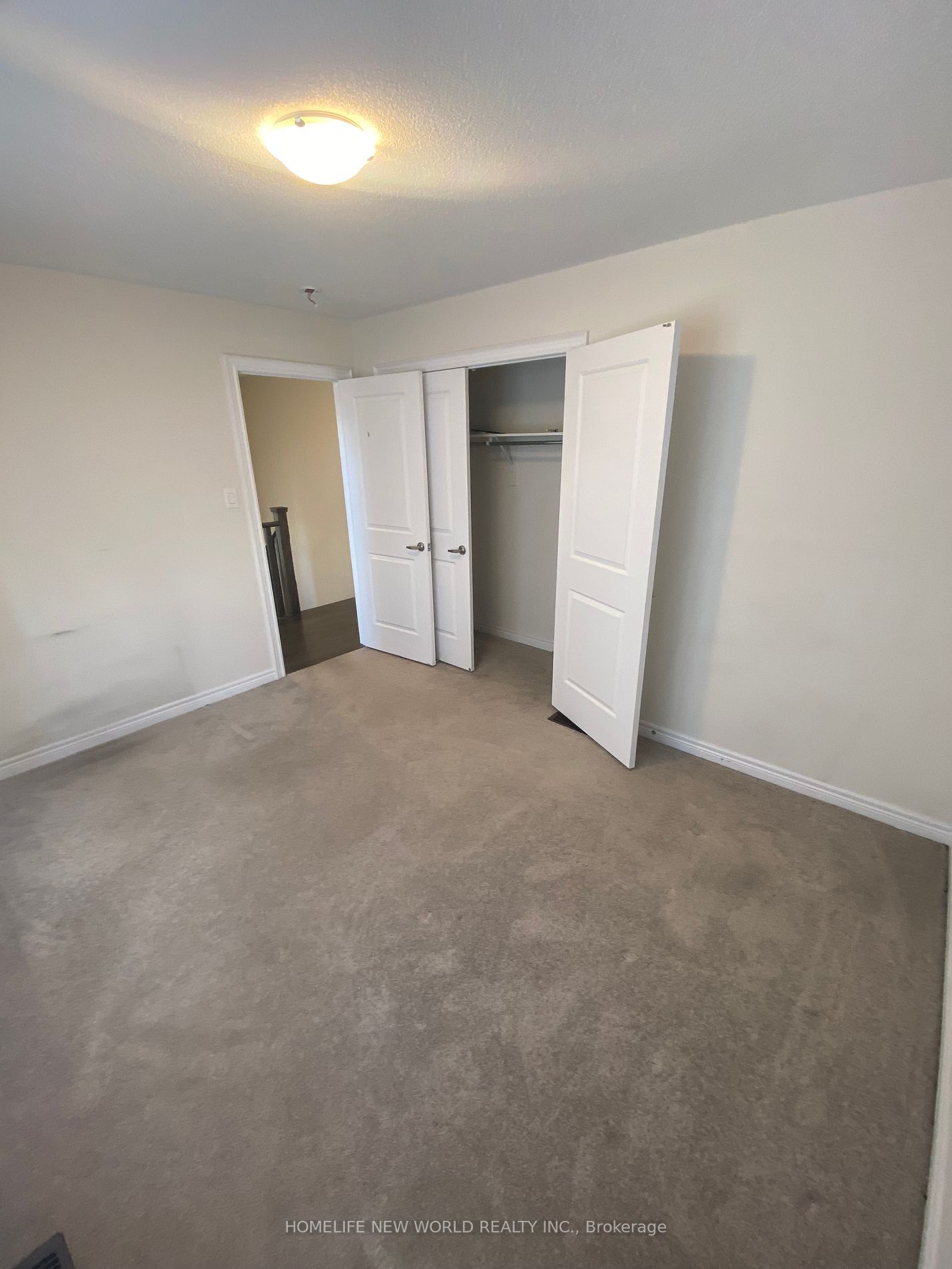 75 Knapton Dr