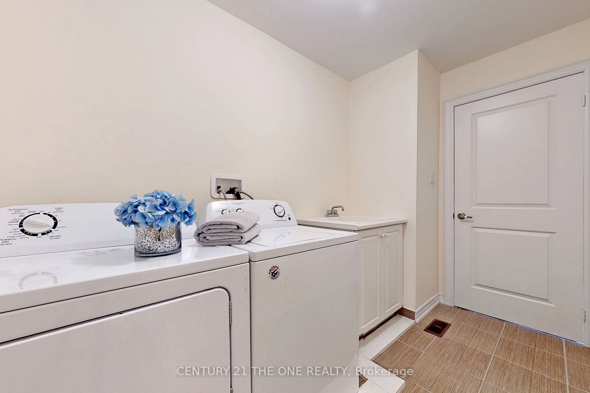 175 Badgerow Way