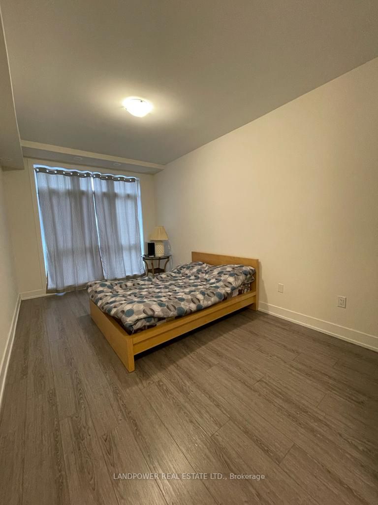 9 Phelps Lane E, #15