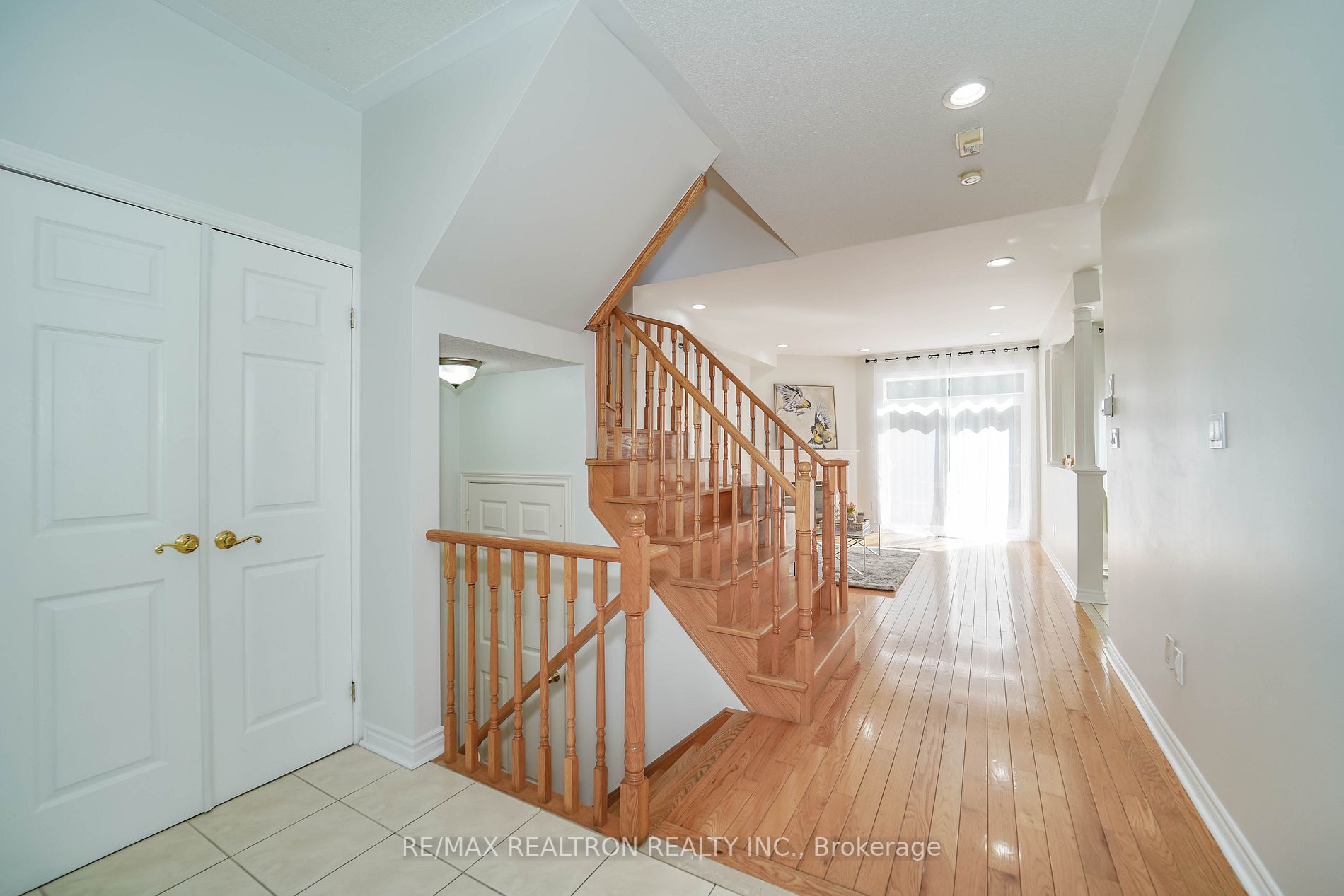 87 Worthington Ave