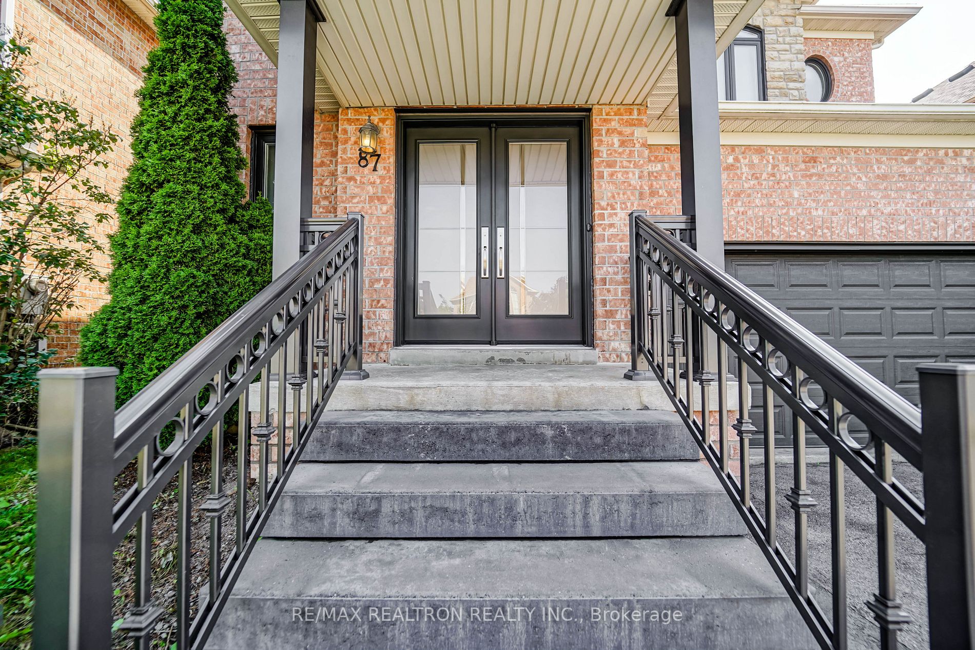 87 Worthington Ave
