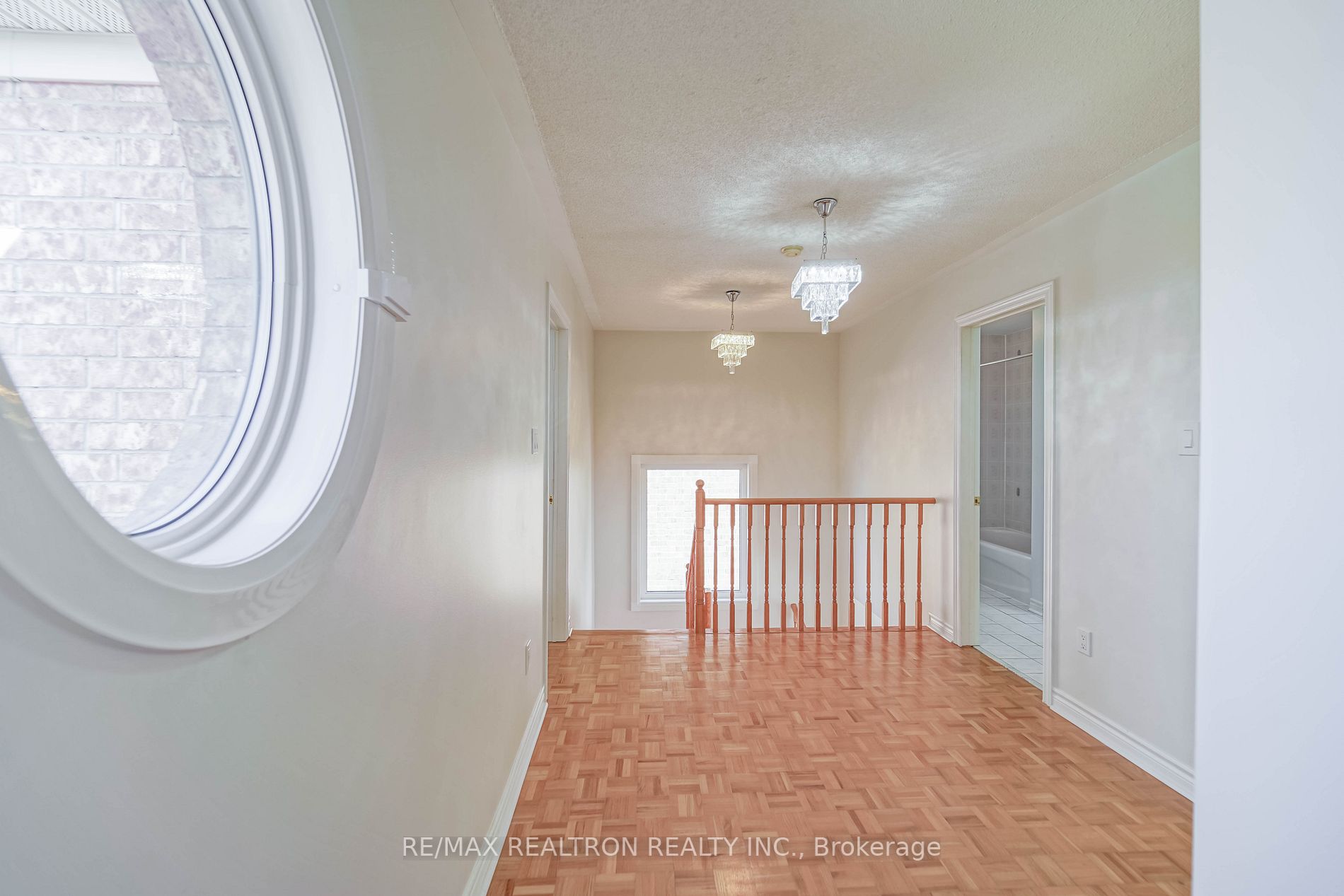 87 Worthington Ave