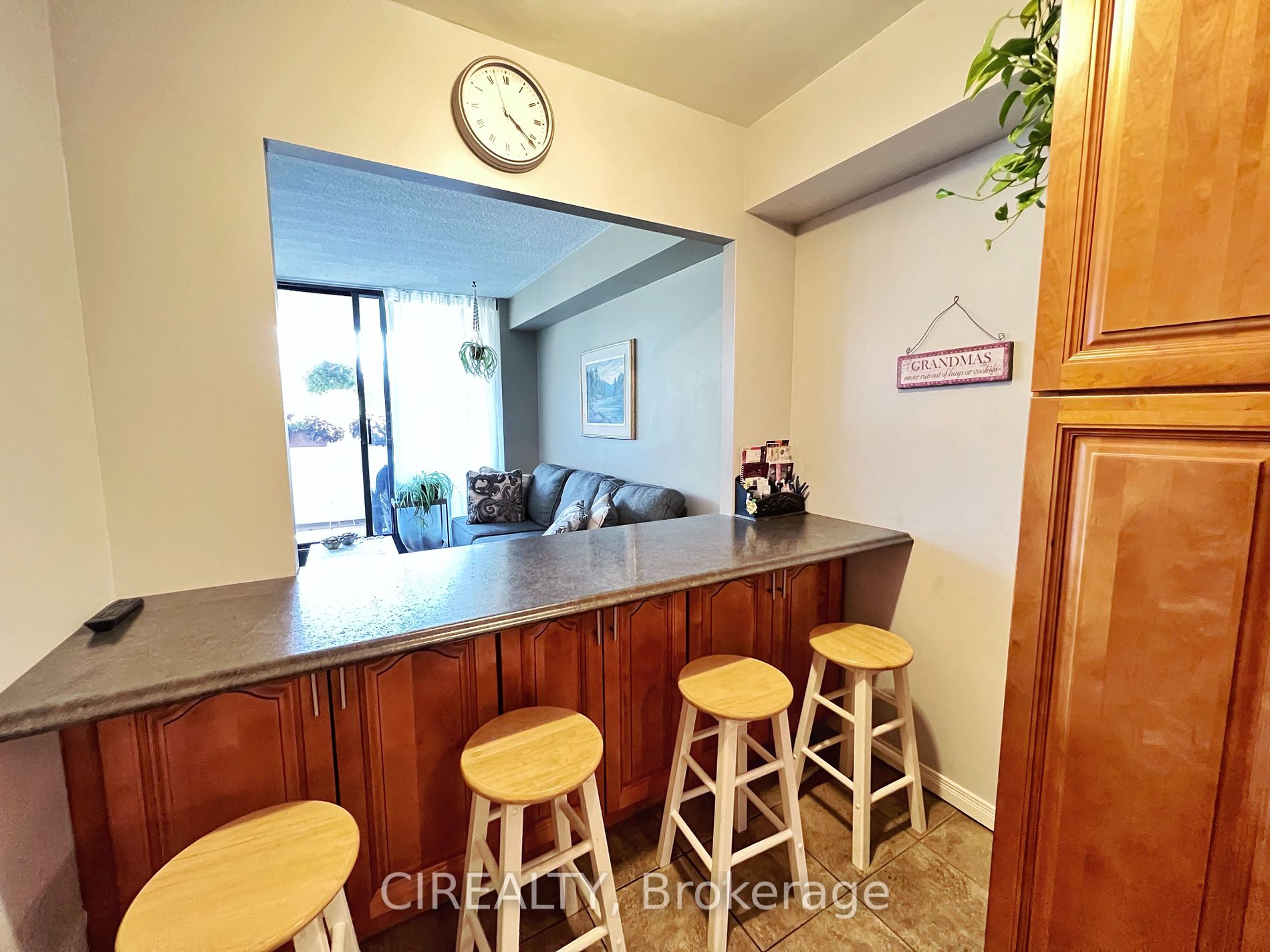 40 Baif Blvd, #206