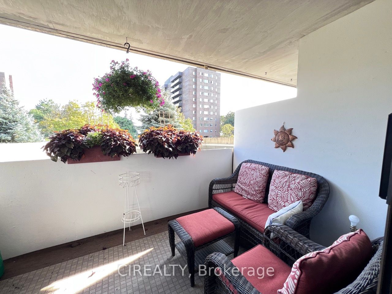 40 Baif Blvd, #206