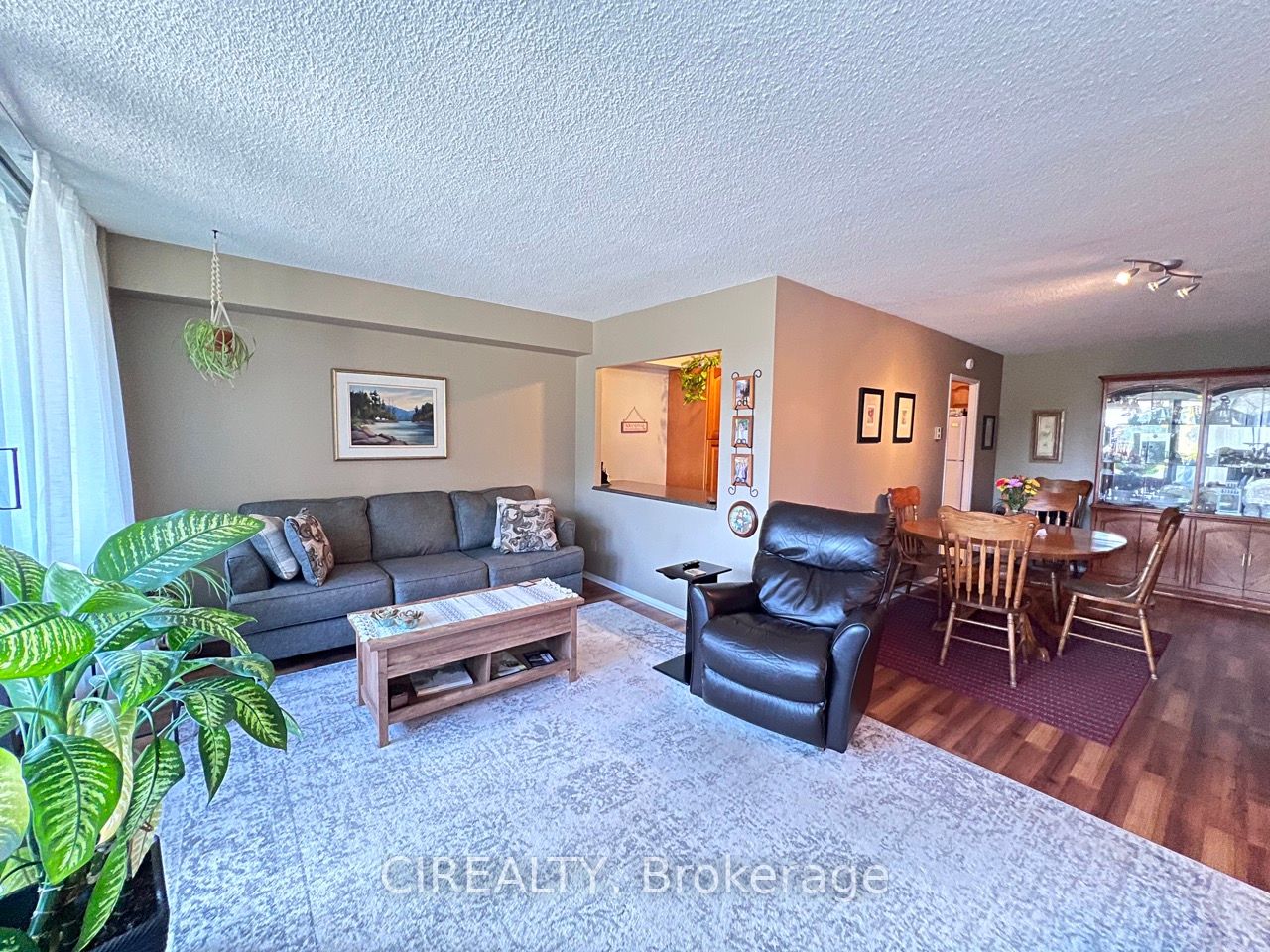 40 Baif Blvd, #206