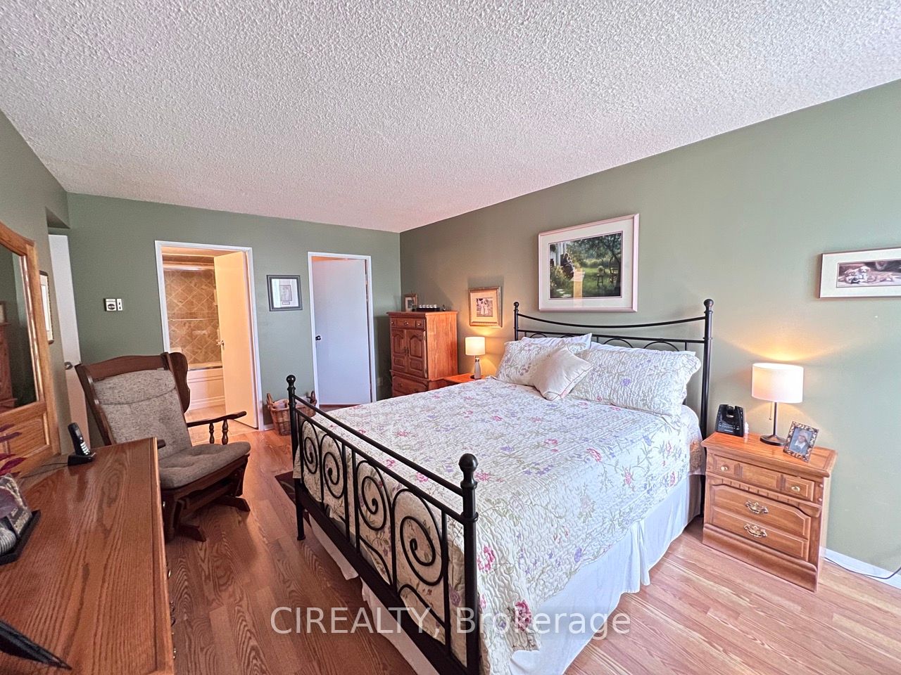 40 Baif Blvd, #206