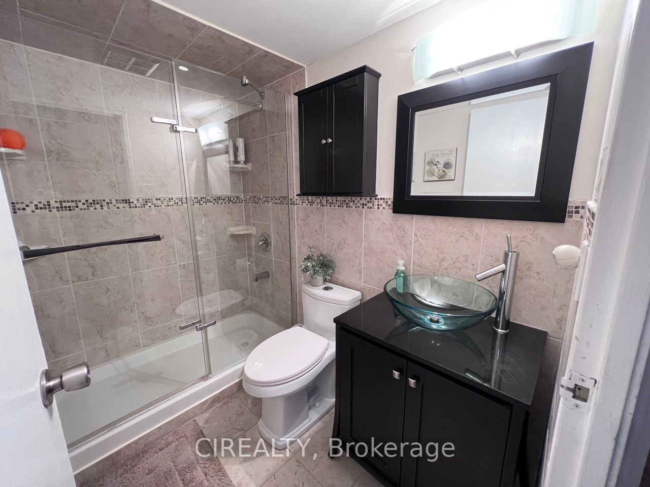 40 Baif Blvd, #206