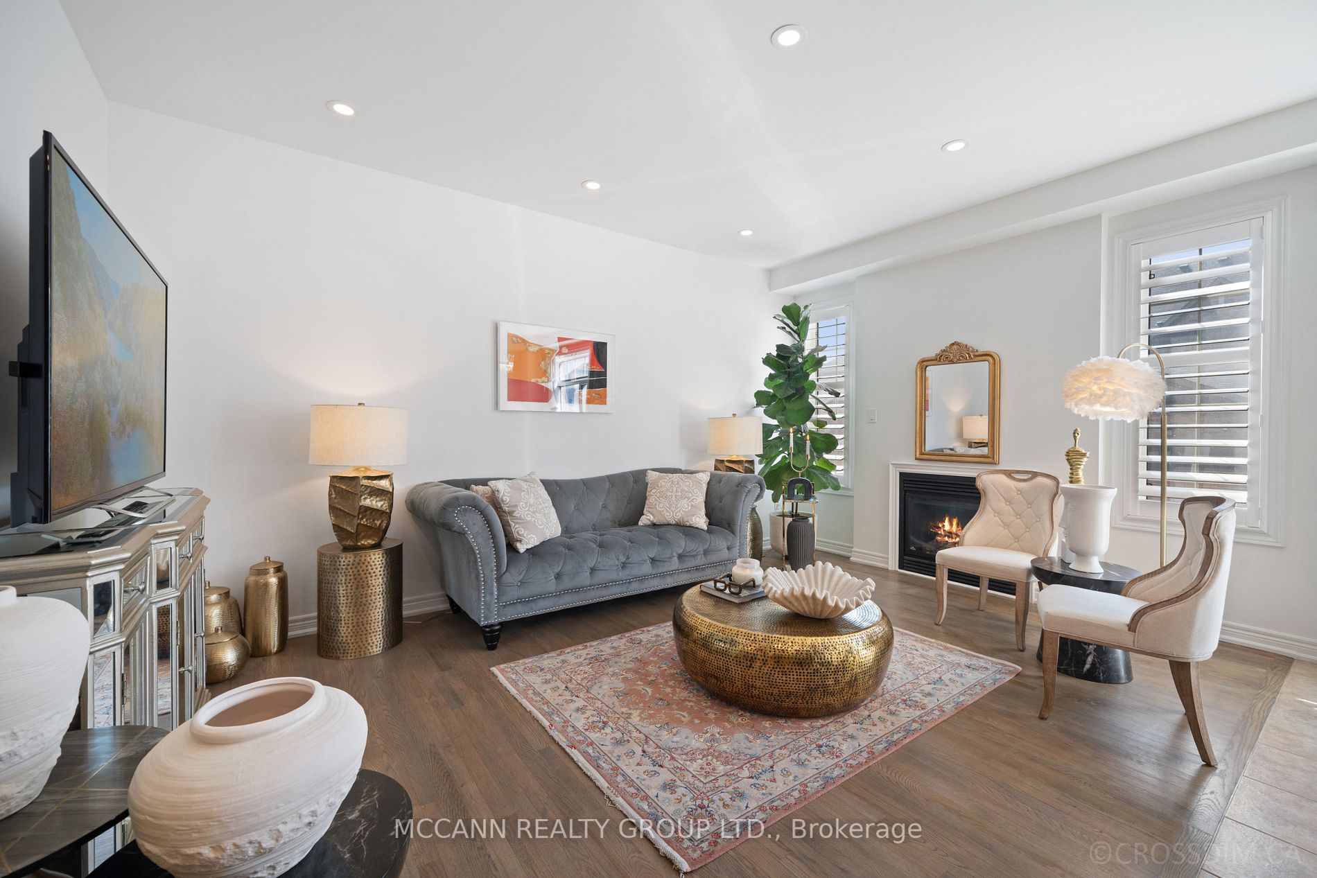 30 Pelee Ave