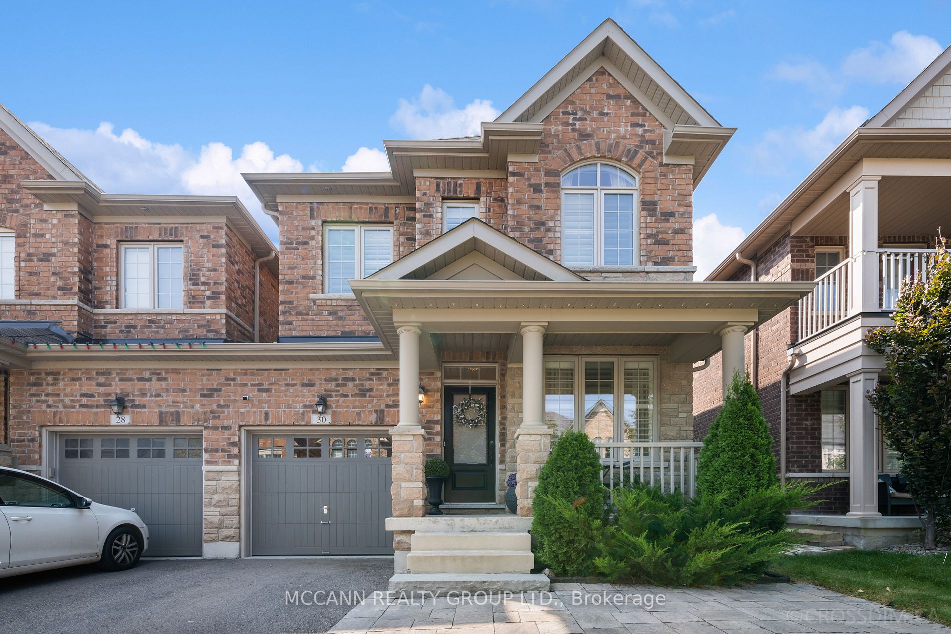 30 Pelee Ave