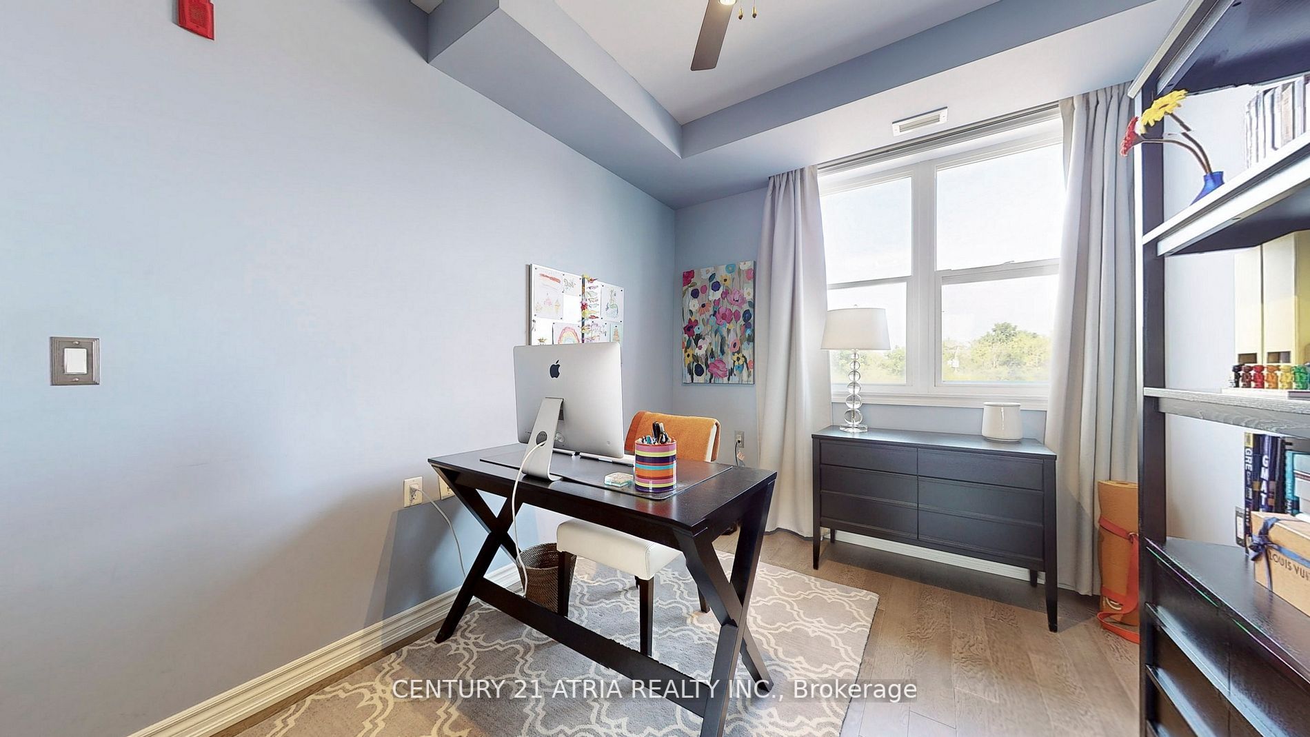 15450 Yonge St, #203