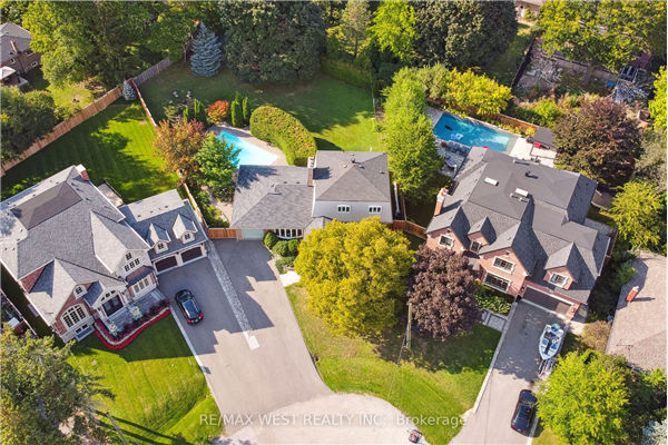 30 Honeybourne Cres, Markham