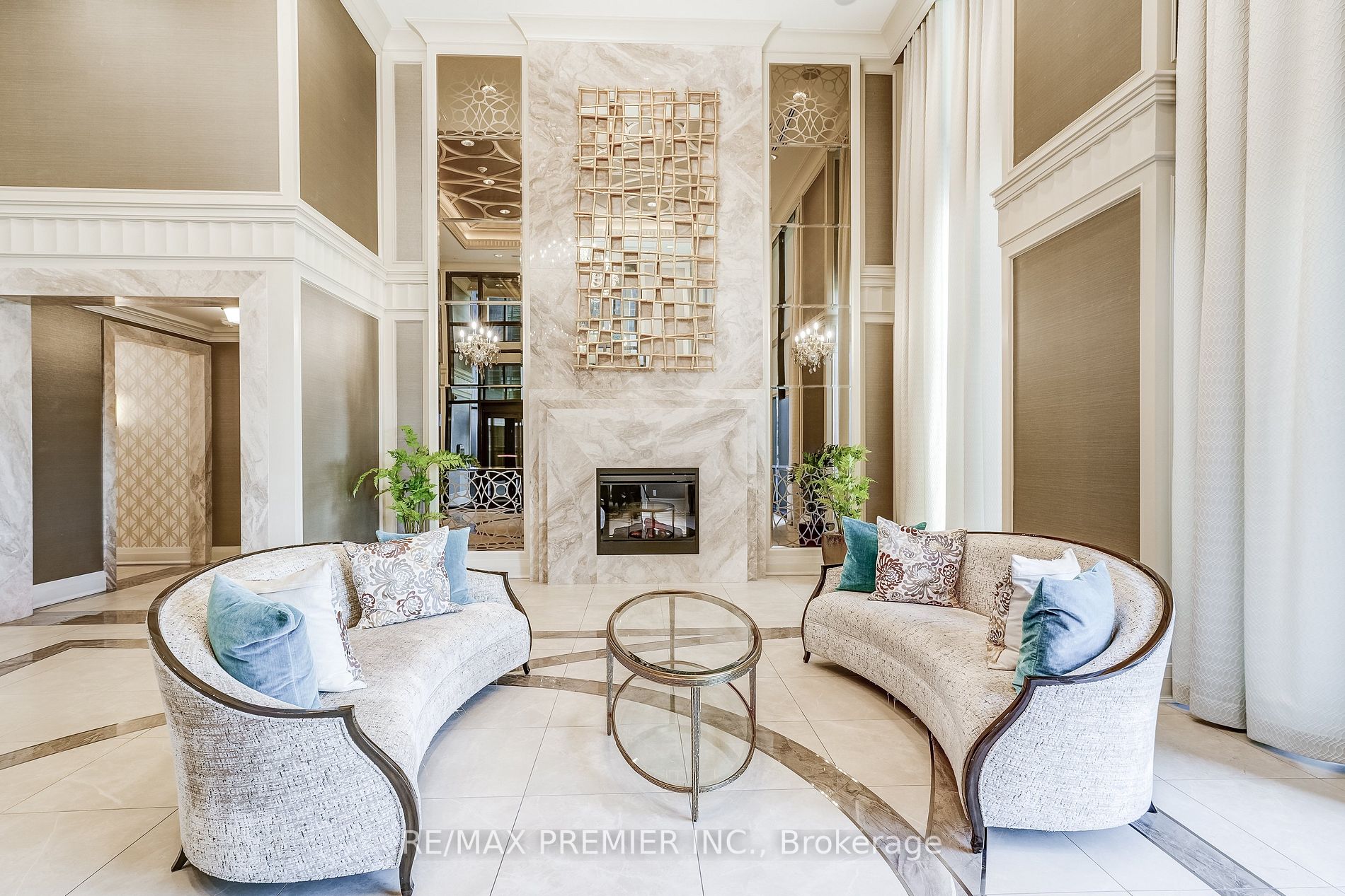 9085 Jane Street, #1009