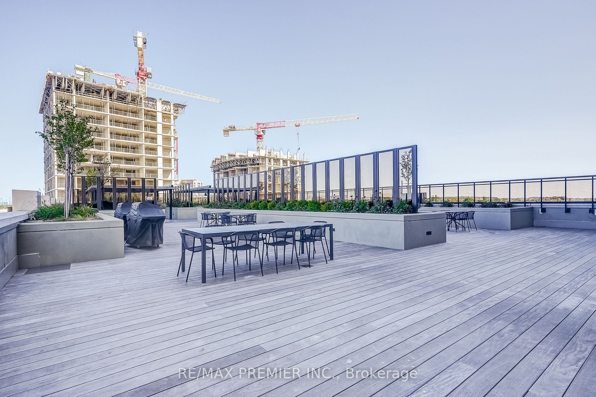 9085 Jane Street, #1009