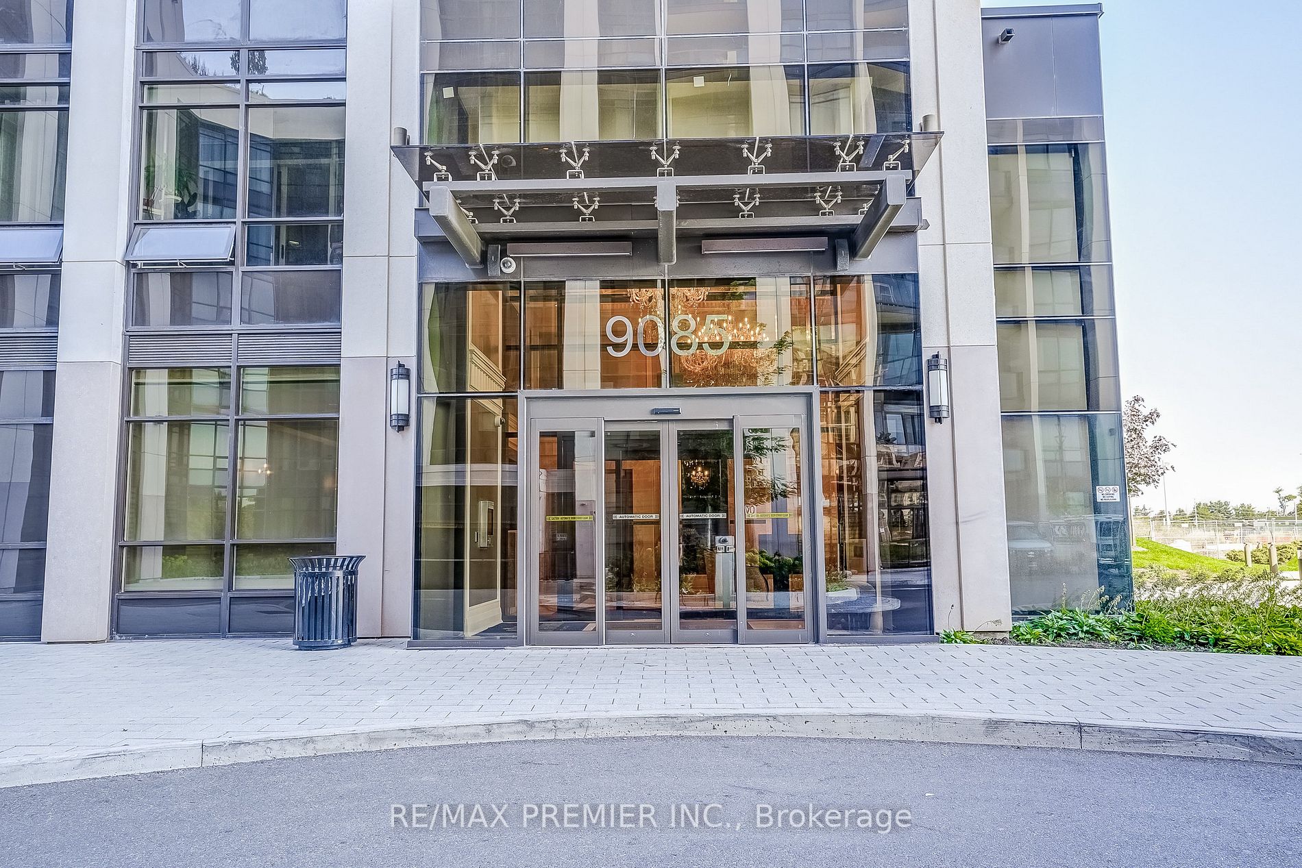9085 Jane Street, #1009