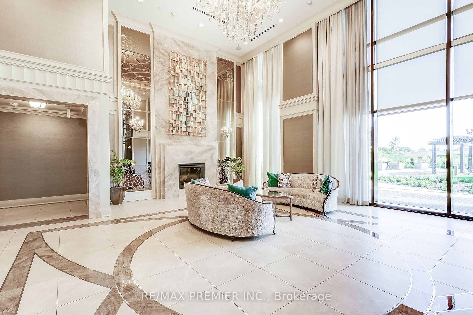 9085 Jane Street, #1009