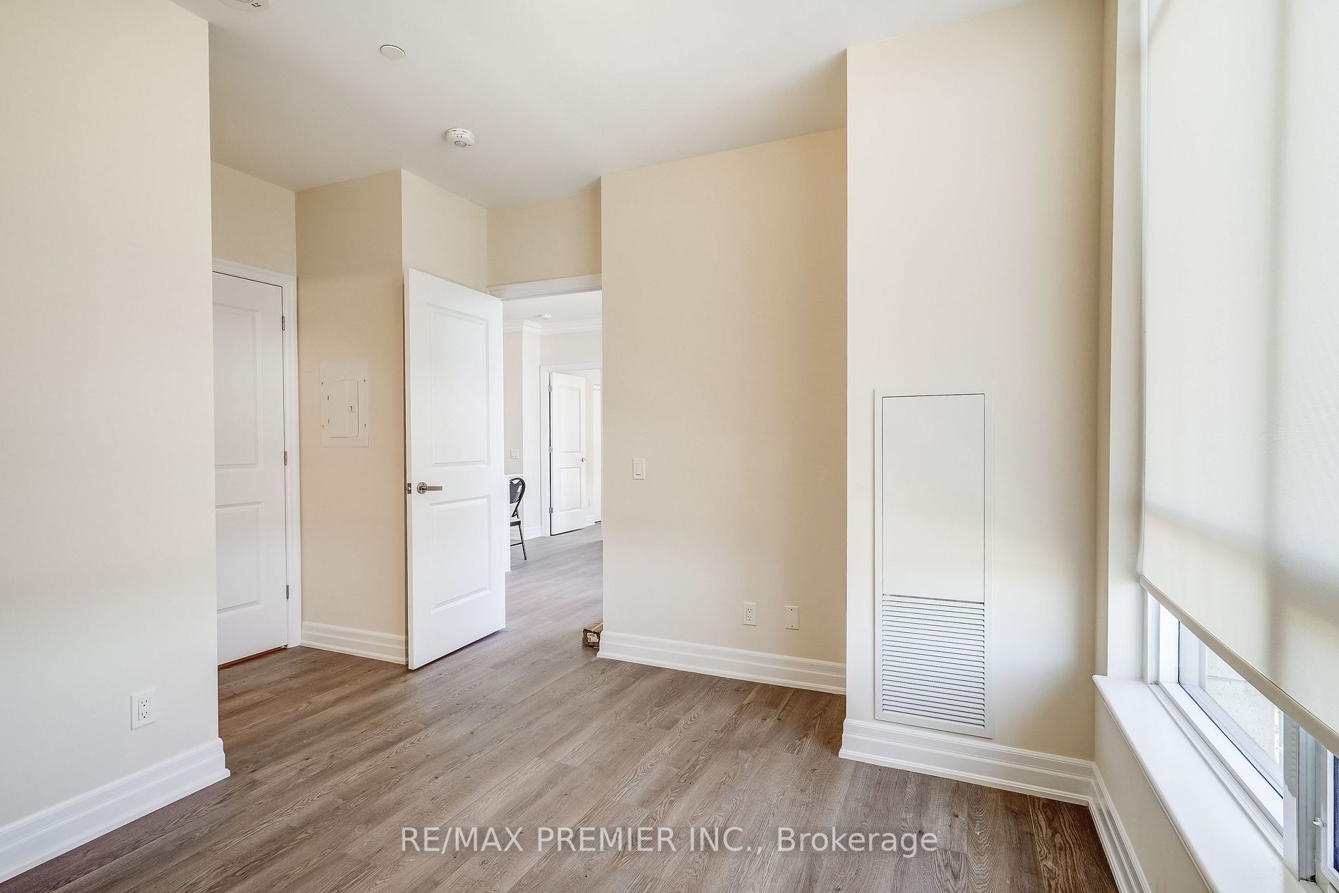 9085 Jane Street, #1009