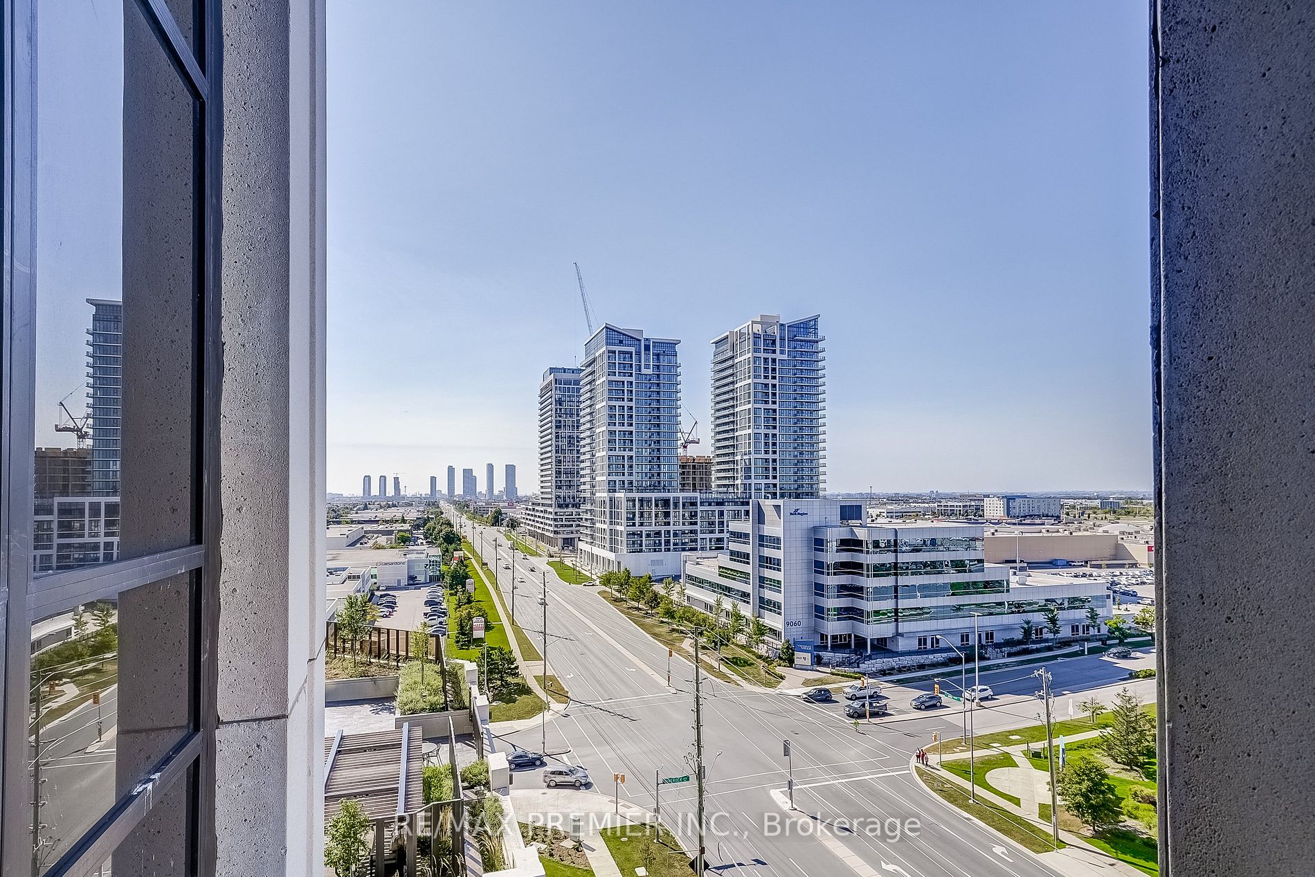 9085 Jane Street, #1009