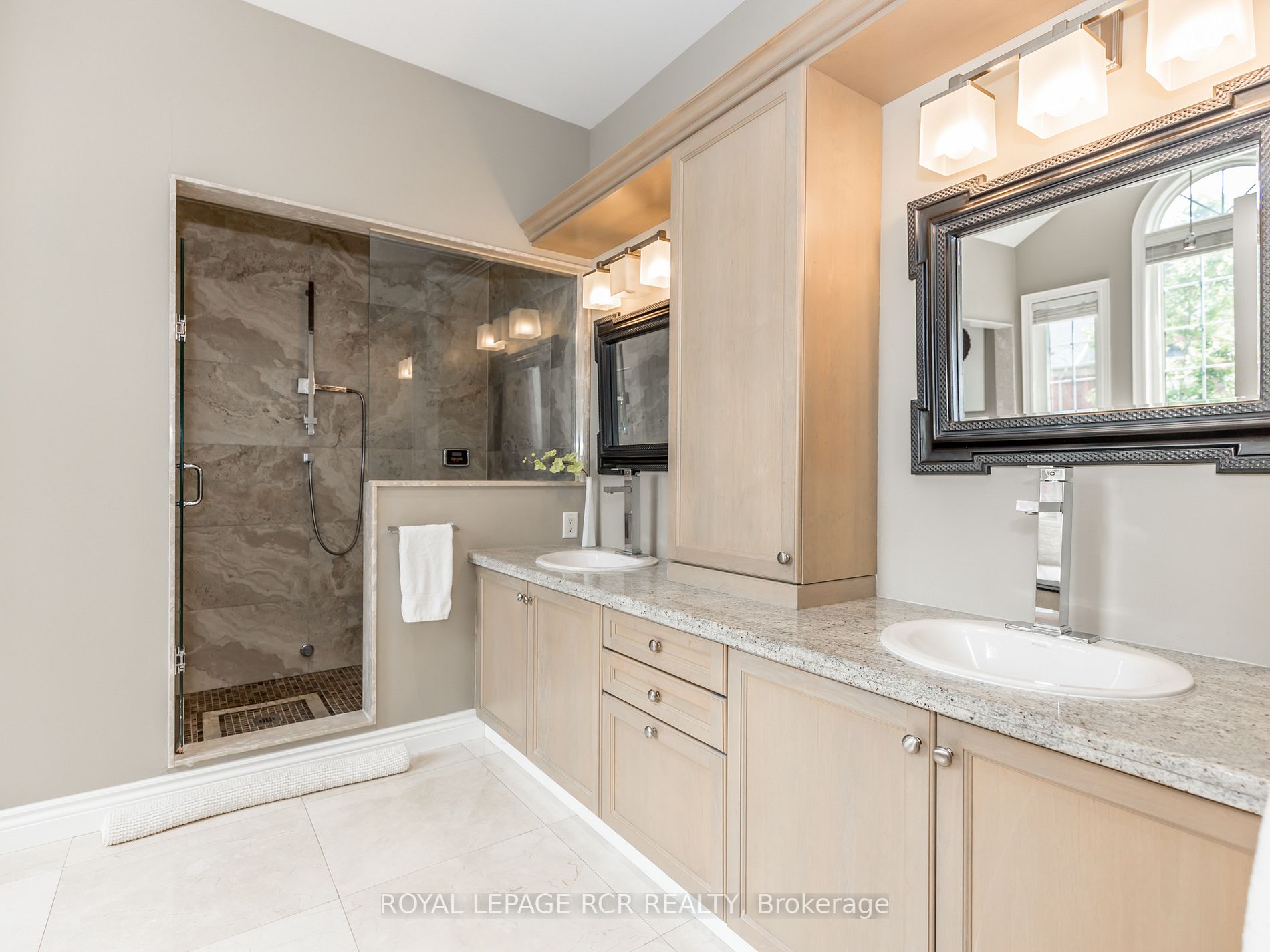 34 Emerald Heights Dr