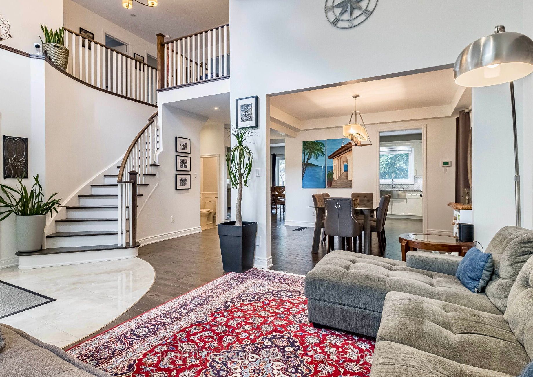 99 Deerhorn Crescent